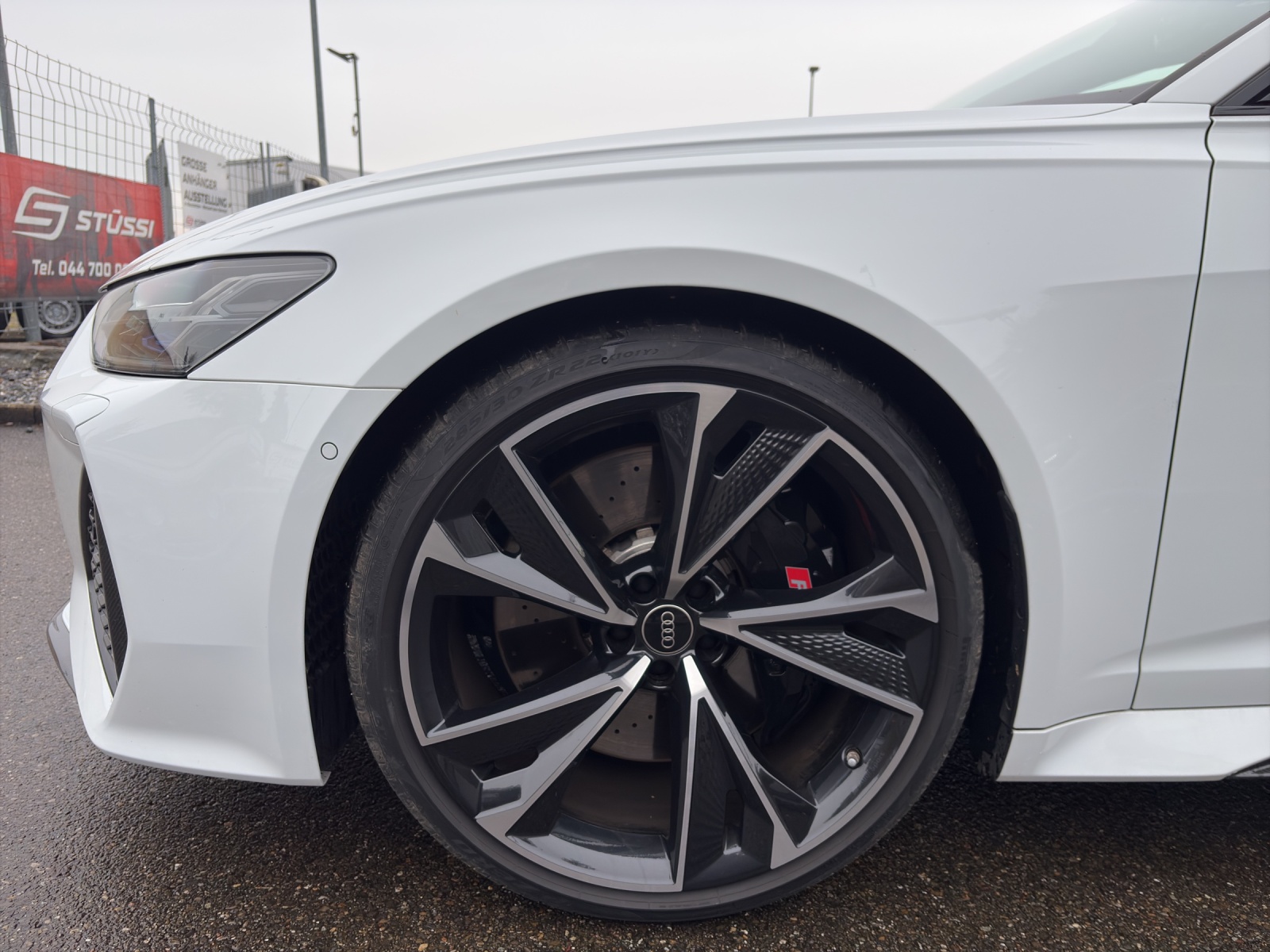 AUDI RS6 Avant 4.0 V8 TFSI performance quattr-image-13