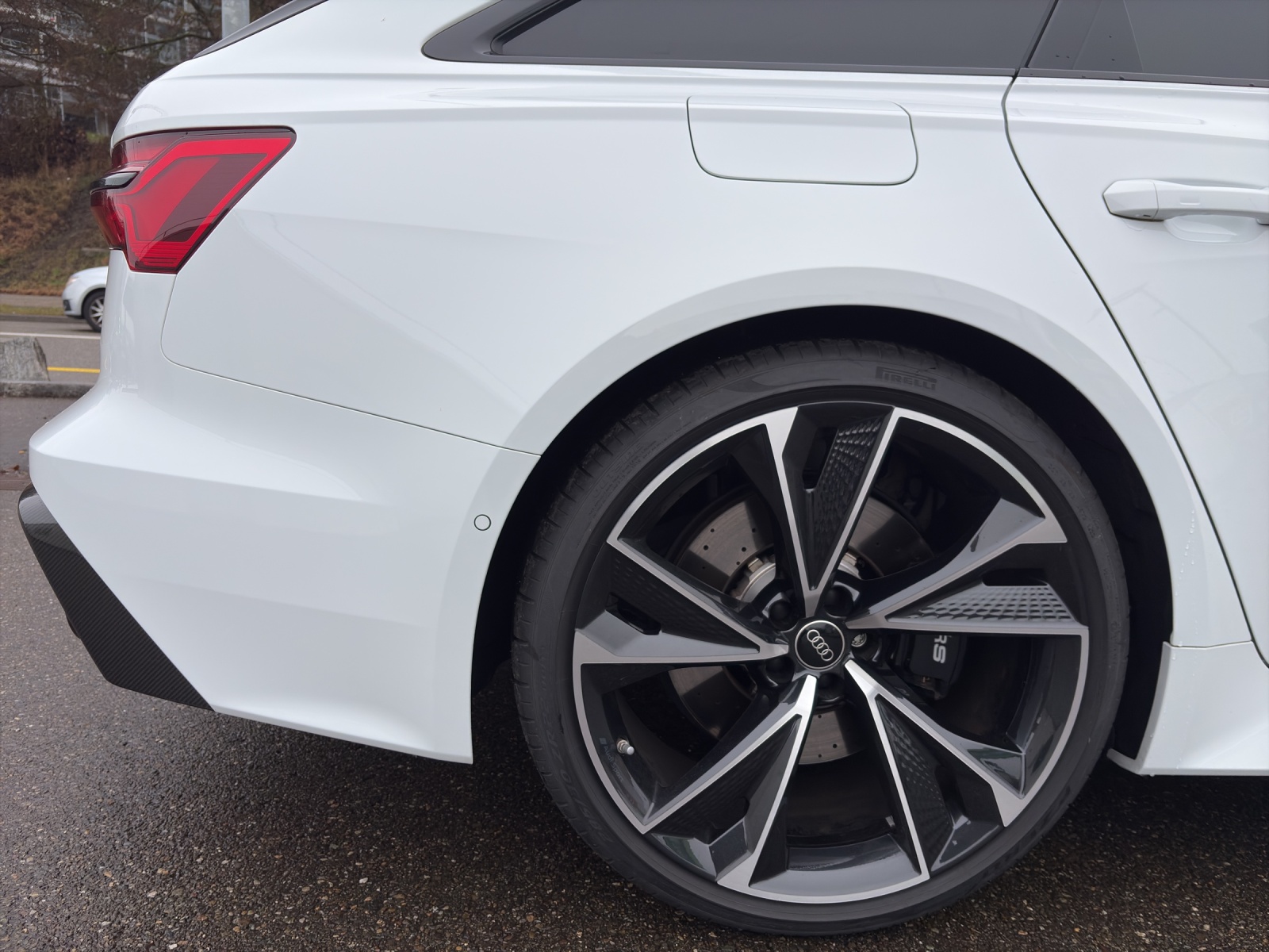 AUDI RS6 Avant 4.0 V8 TFSI performance quattr-image-15