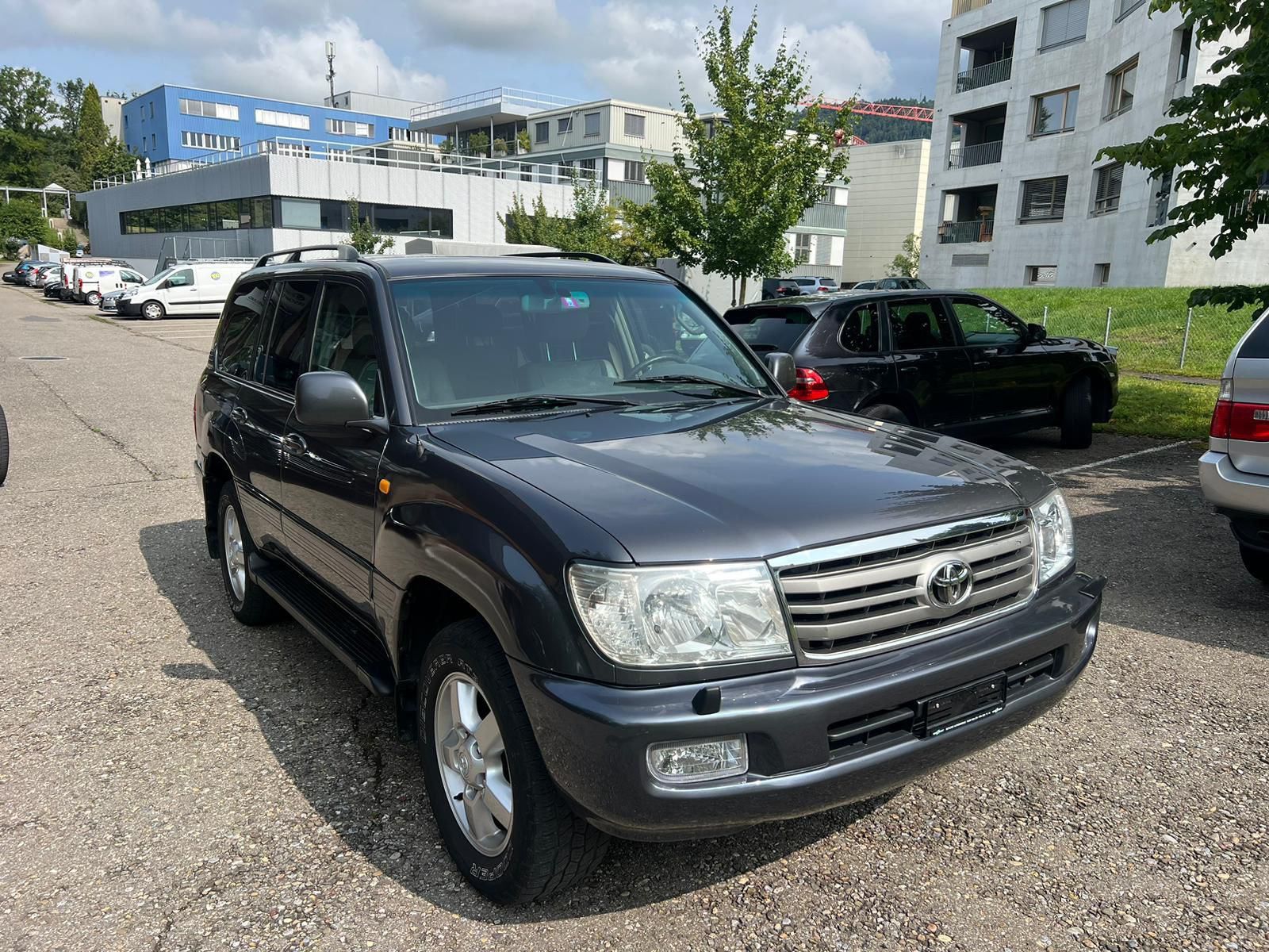 TOYOTA Land Cruiser 500 4.7 Linea Sol - 6000 KG AHK