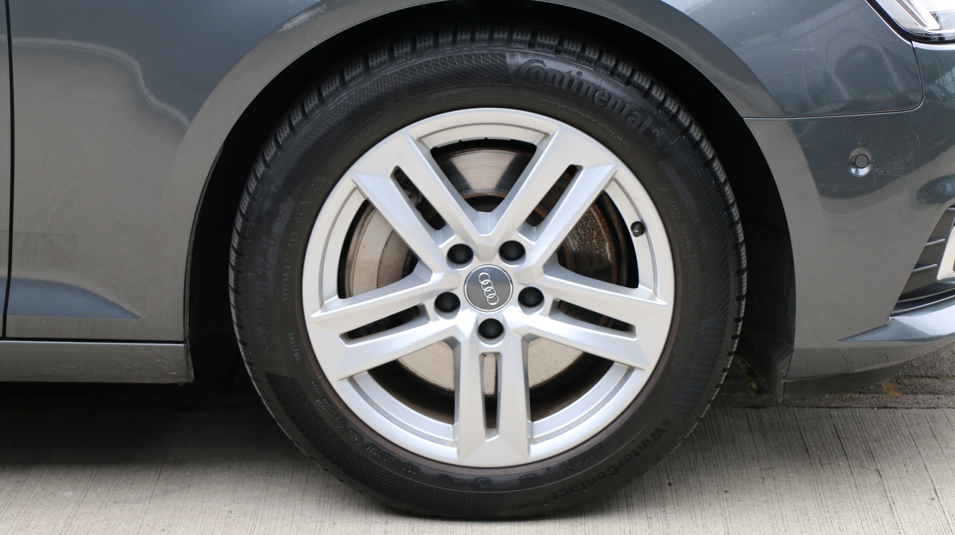 AUDI A4 Avant 3.0 TDI Sport quattro-image-28