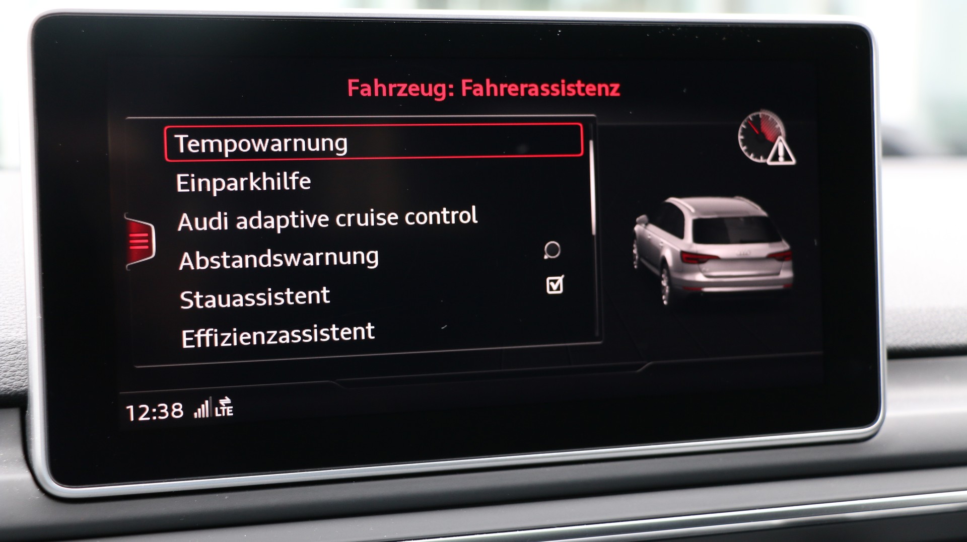 AUDI A4 Avant 3.0 TDI Sport quattro-image-9