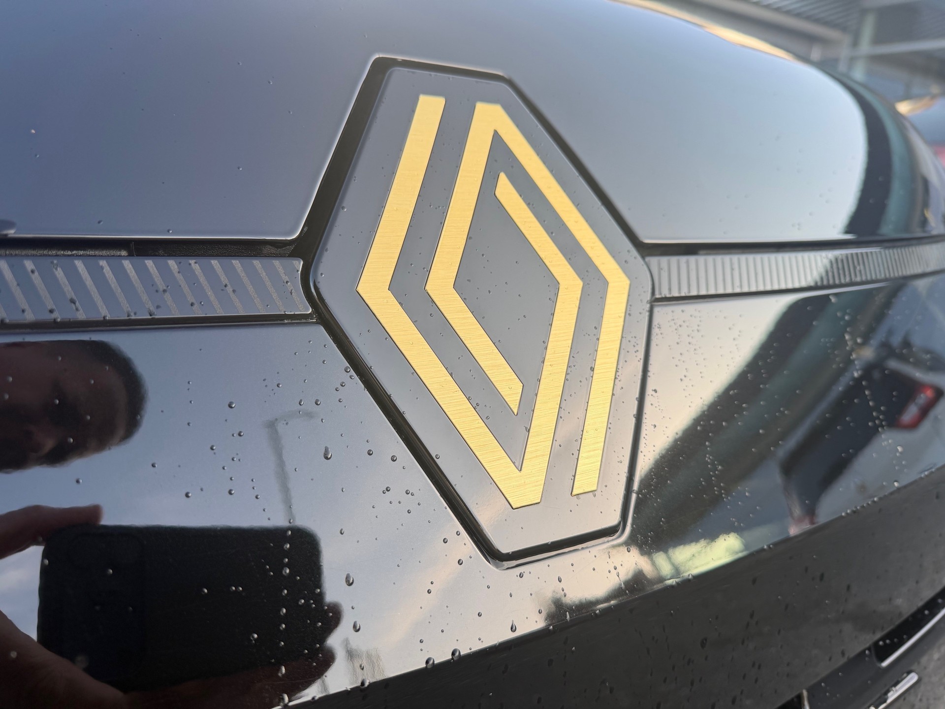 RENAULT R5 E-Tech Comfort Range 52 kWh Iconic Five-image-6