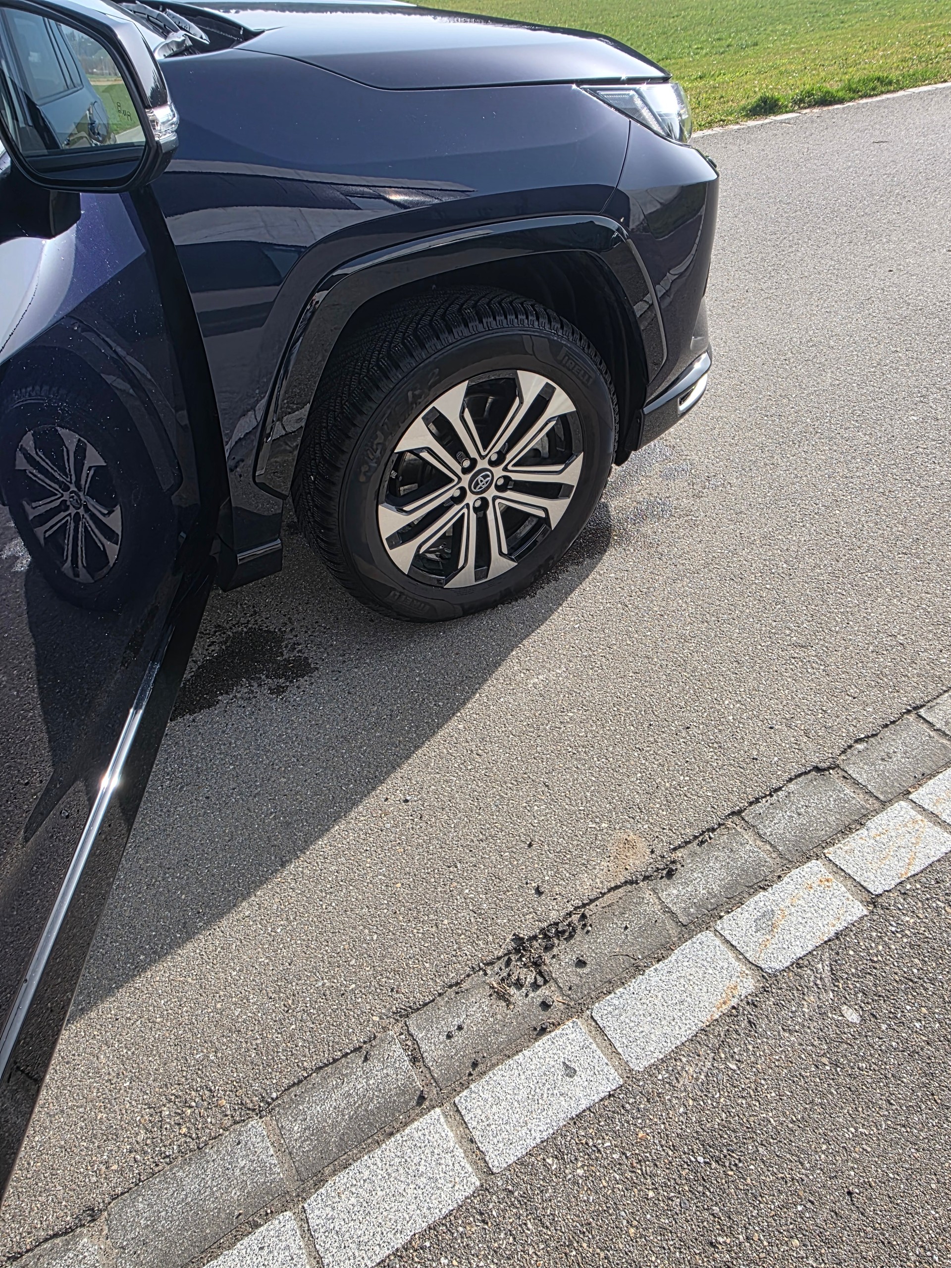 TOYOTA RAV-4 2.5 PHEV Platinum e-CVT 4WD-image-12