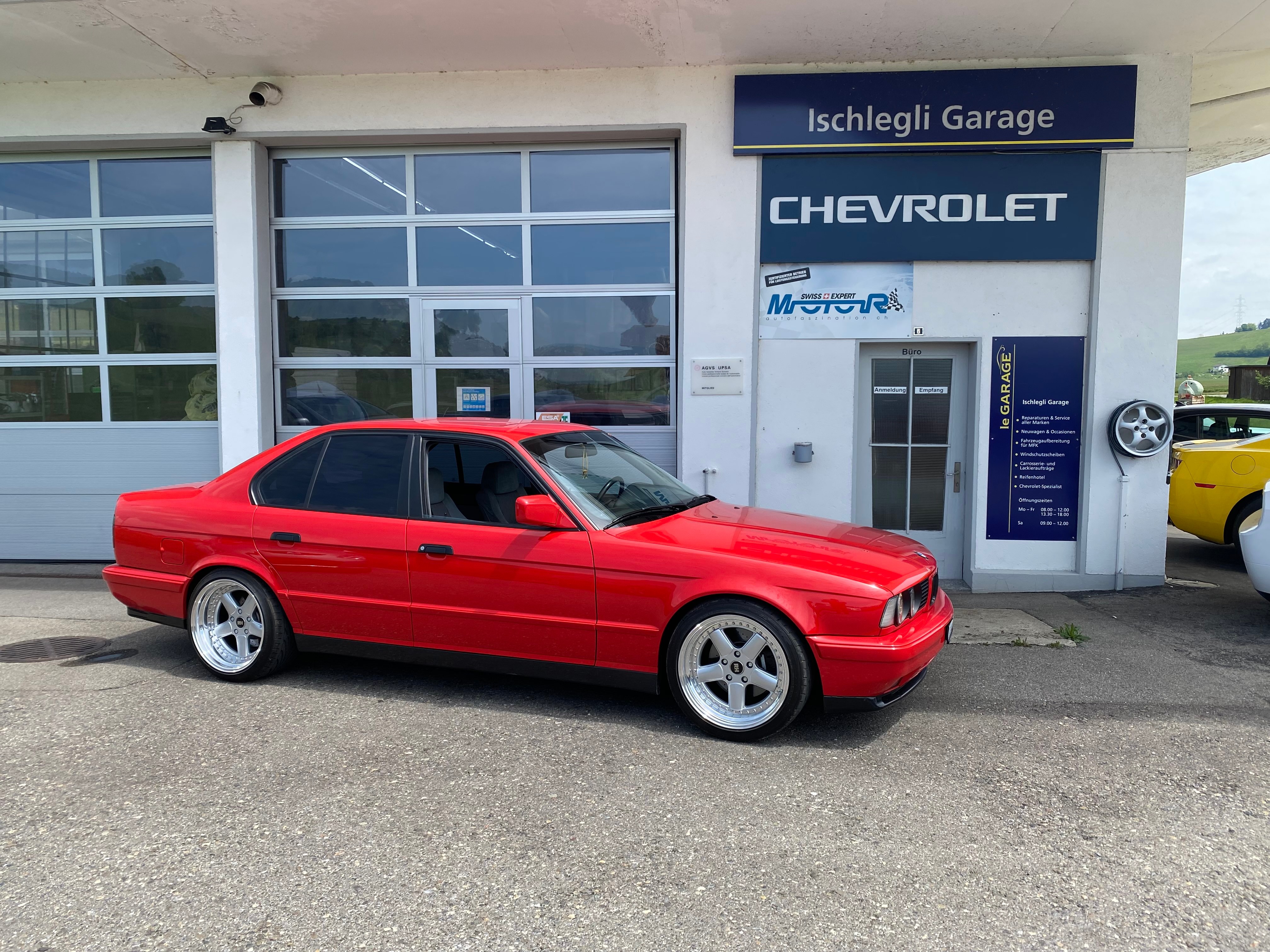 Car photo