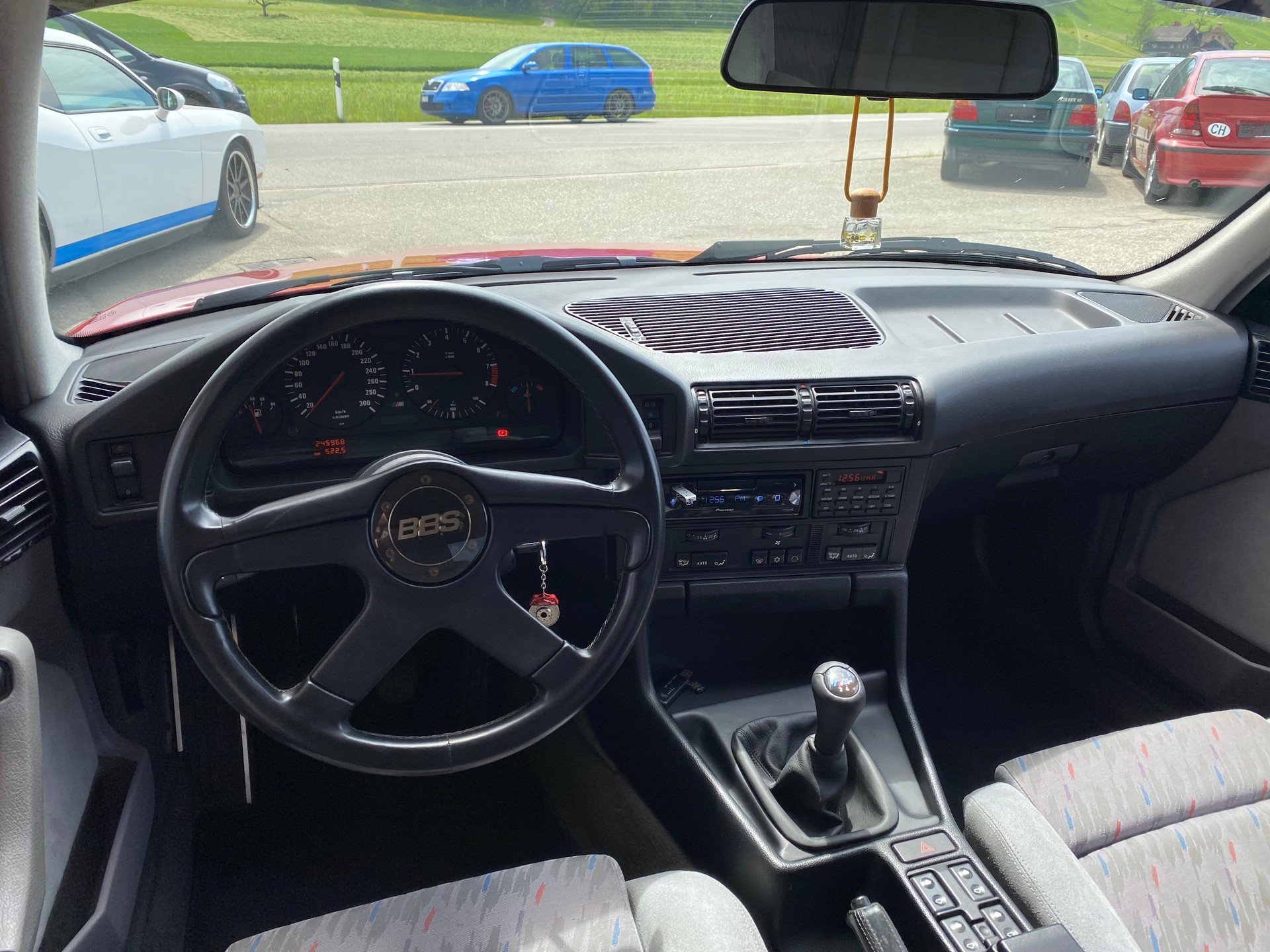 BMW M5-image-7