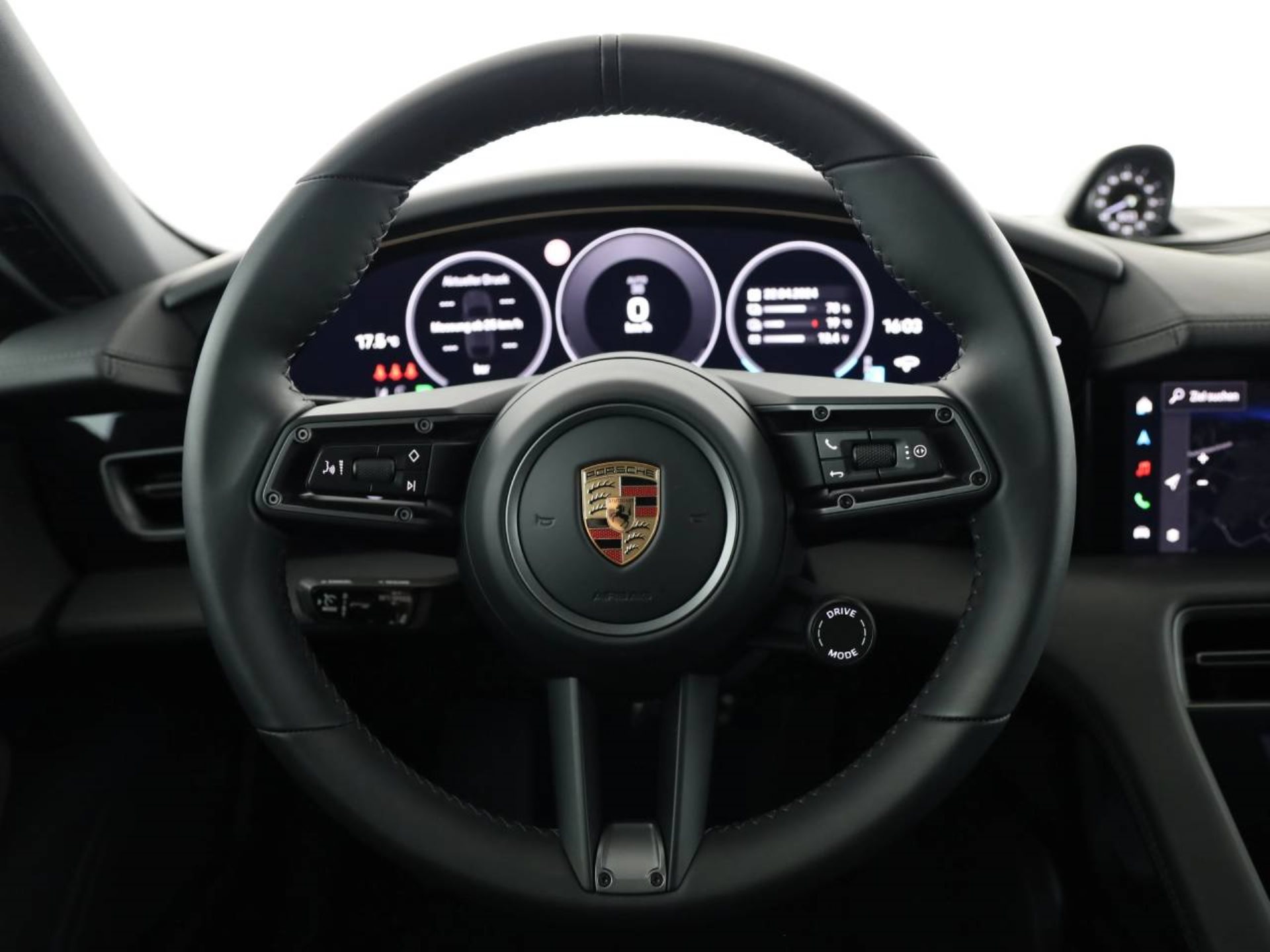 PORSCHE Taycan 4 Cross Turismo-image-3