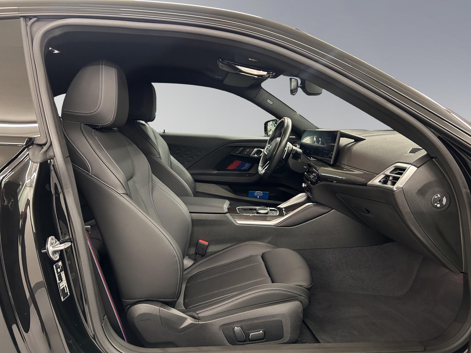 BMW M240i xDrive Coupé-image-14