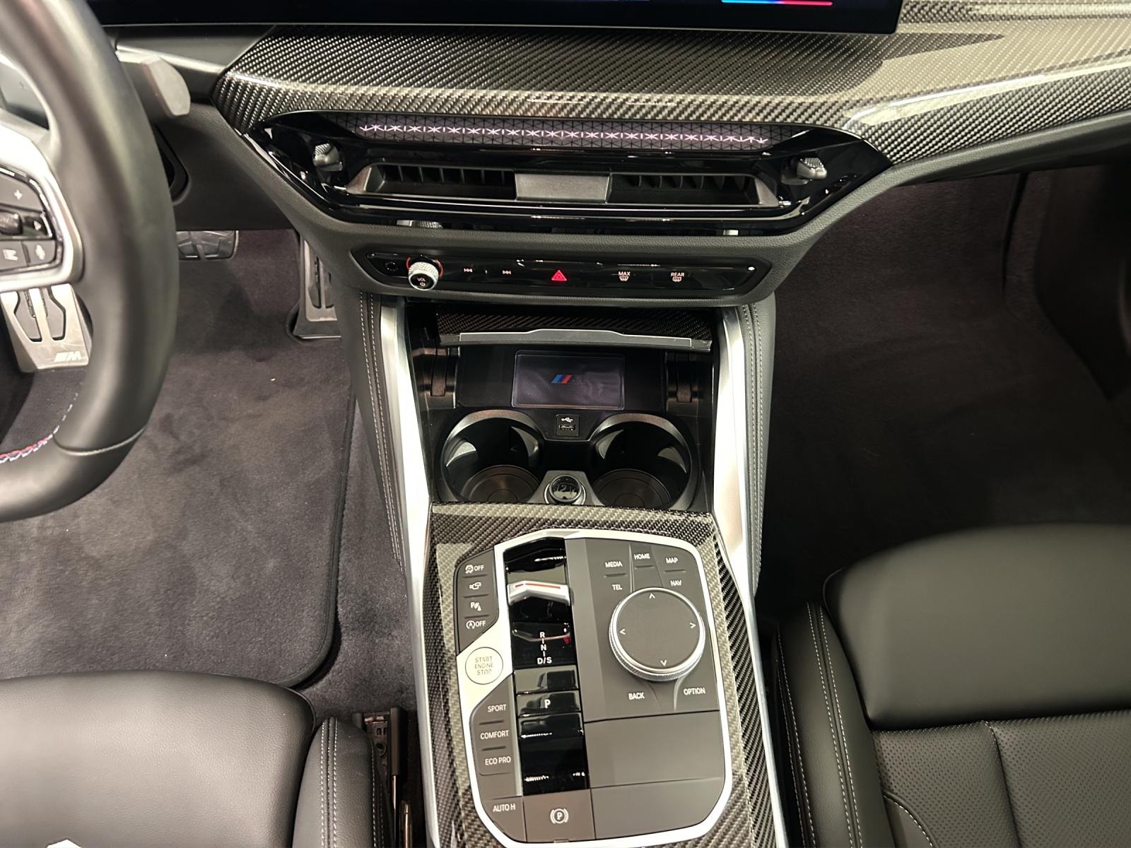 BMW M240i xDrive Coupé-image-19