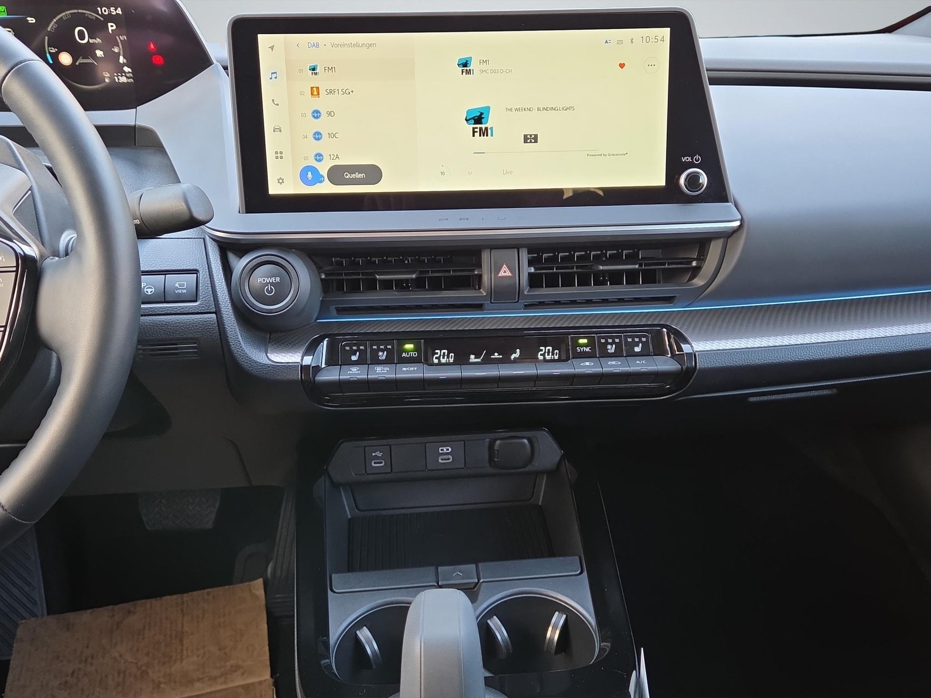 TOYOTA Prius 2.0 Plug-In-Hybrid Premium-image-12
