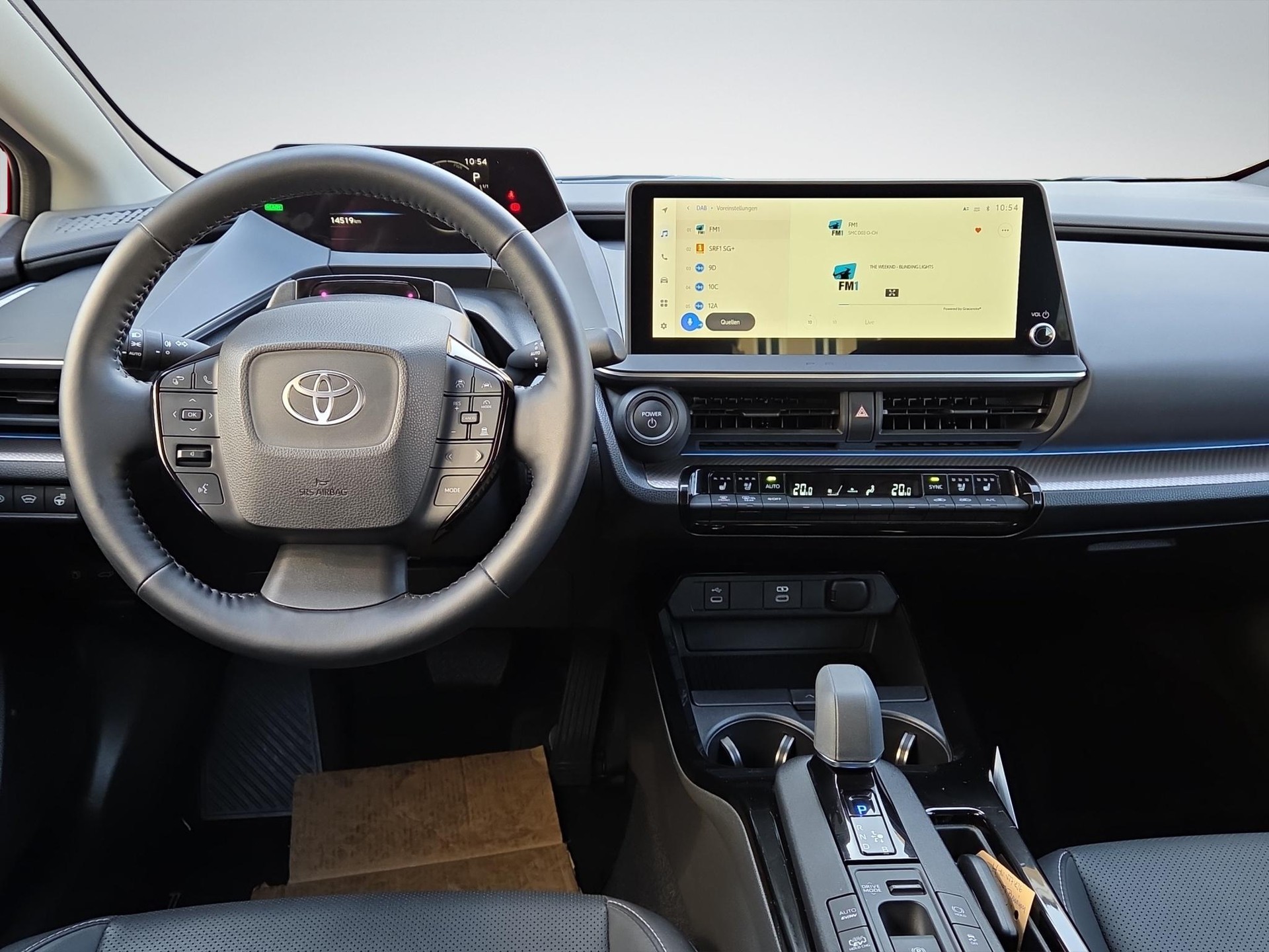 TOYOTA Prius 2.0 Plug-In-Hybrid Premium-image-11