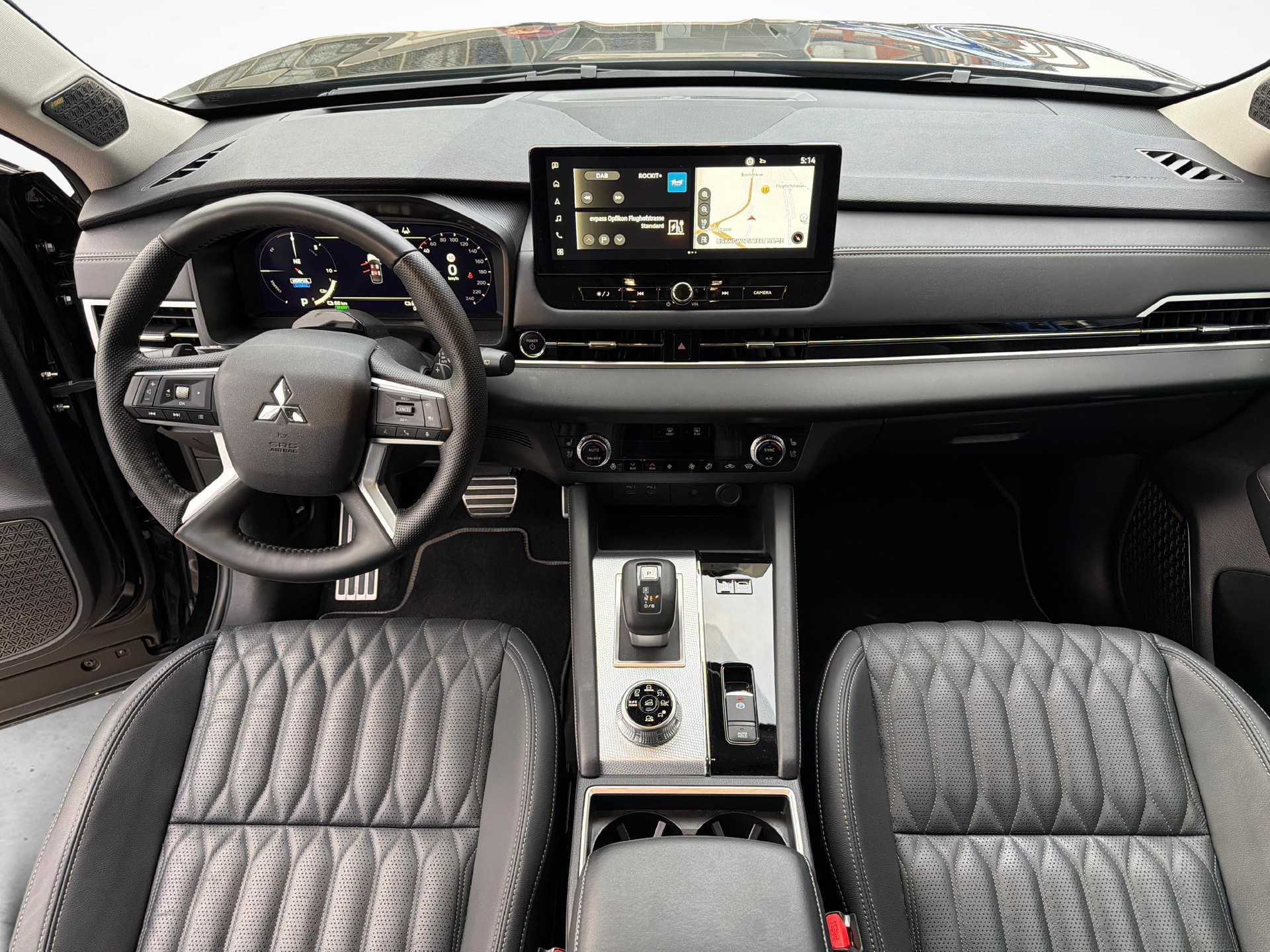 MITSUBISHI Outlander 2.4 PHEV Instyle 4x4-image-8