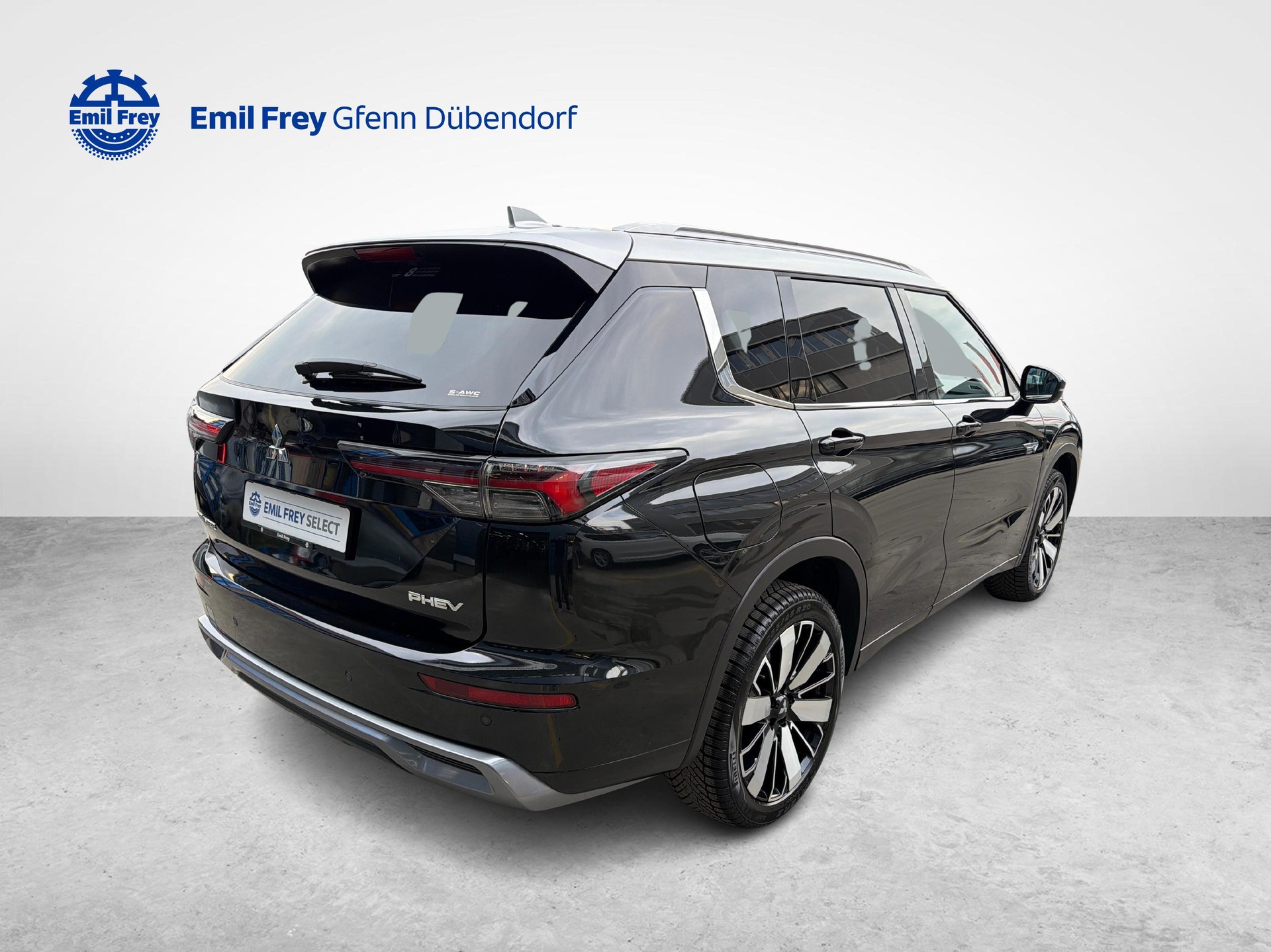 MITSUBISHI Outlander 2.4 PHEV Instyle 4x4-image-4