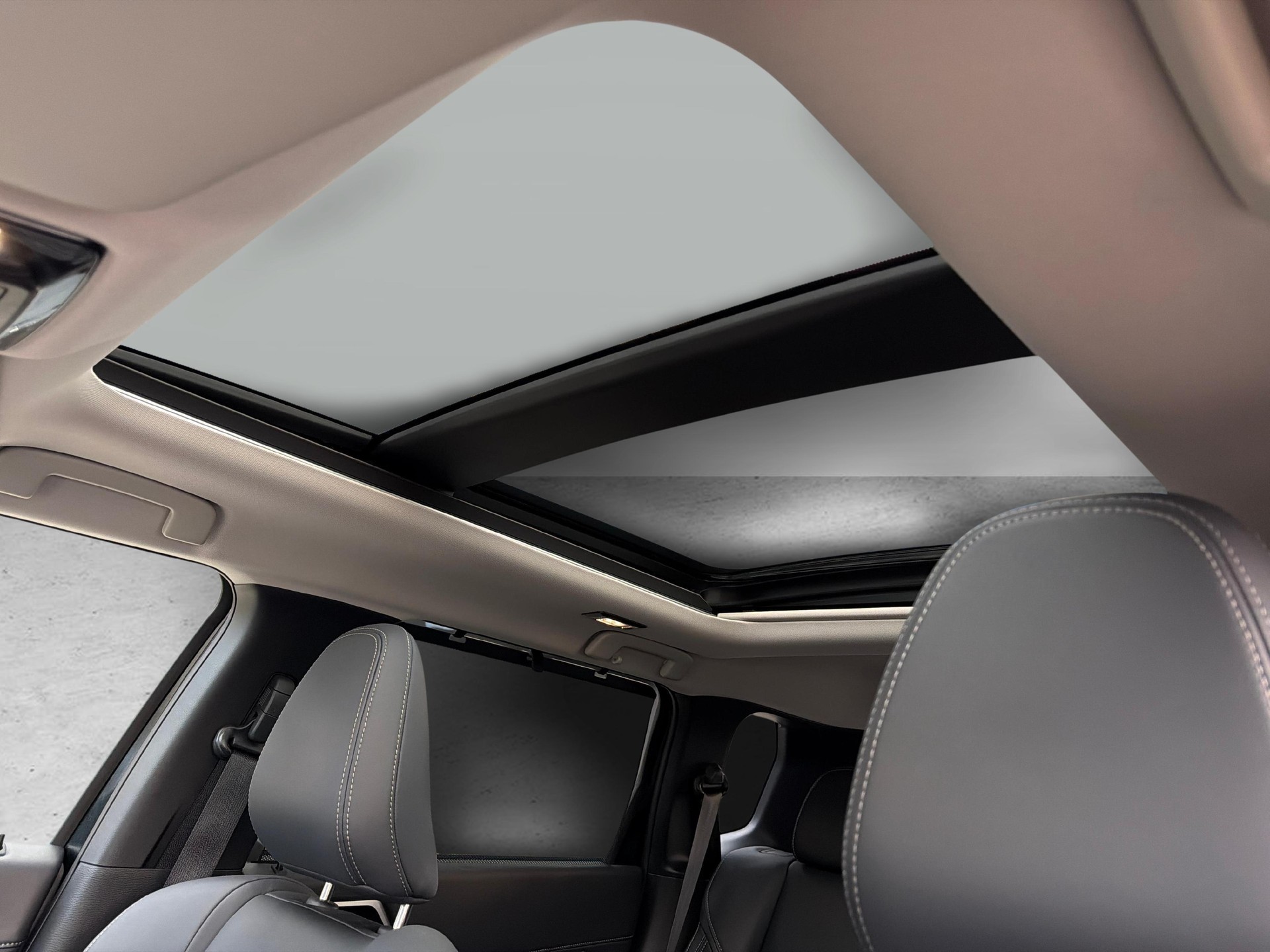 MITSUBISHI Outlander 2.4 PHEV Instyle 4x4-image-15