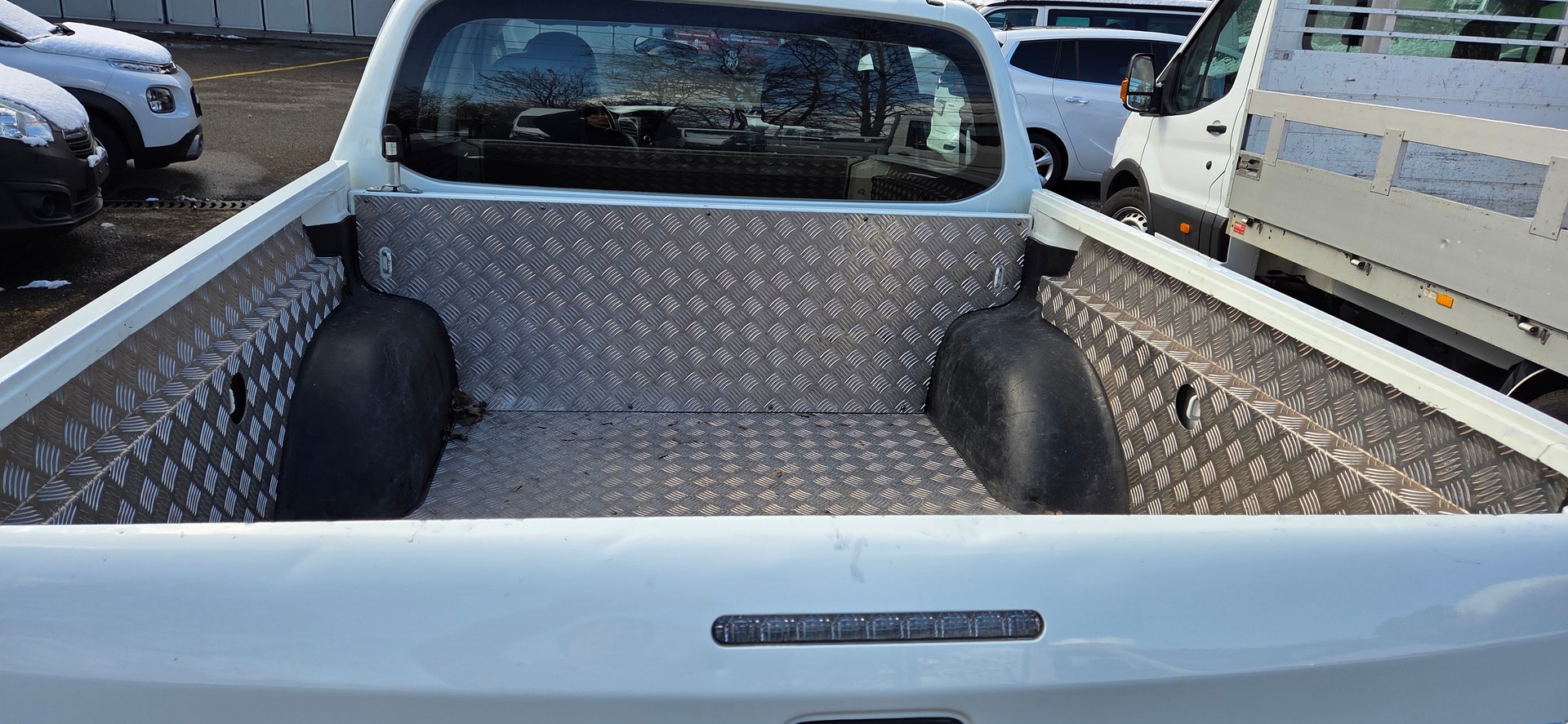 FIAT Fullback SX 2.4 MJ DC Primo 4WD. by Mitsubishi L200-image-11