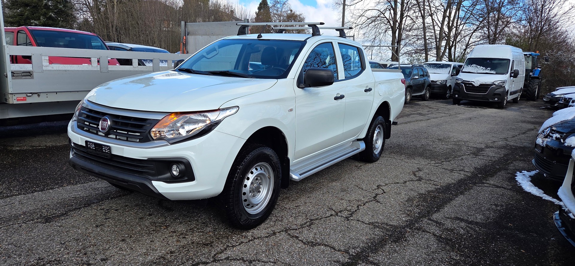 FIAT Fullback SX 2.4 MJ DC Primo 4WD. by Mitsubishi L200-image-0