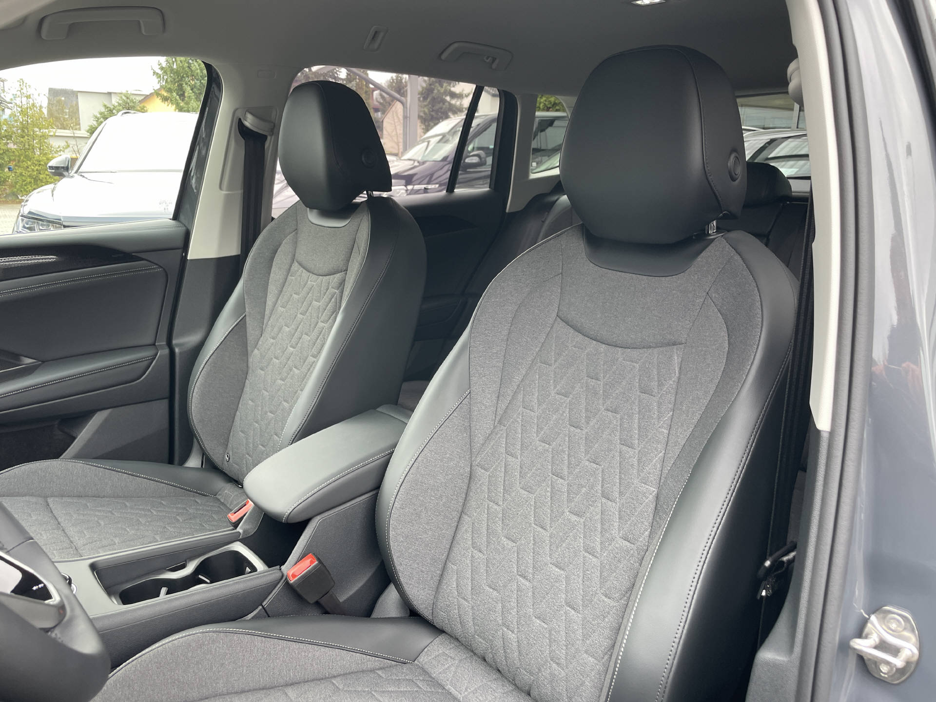 VW Tiguan 1.5 TSI UNITED Life DSG-image-7
