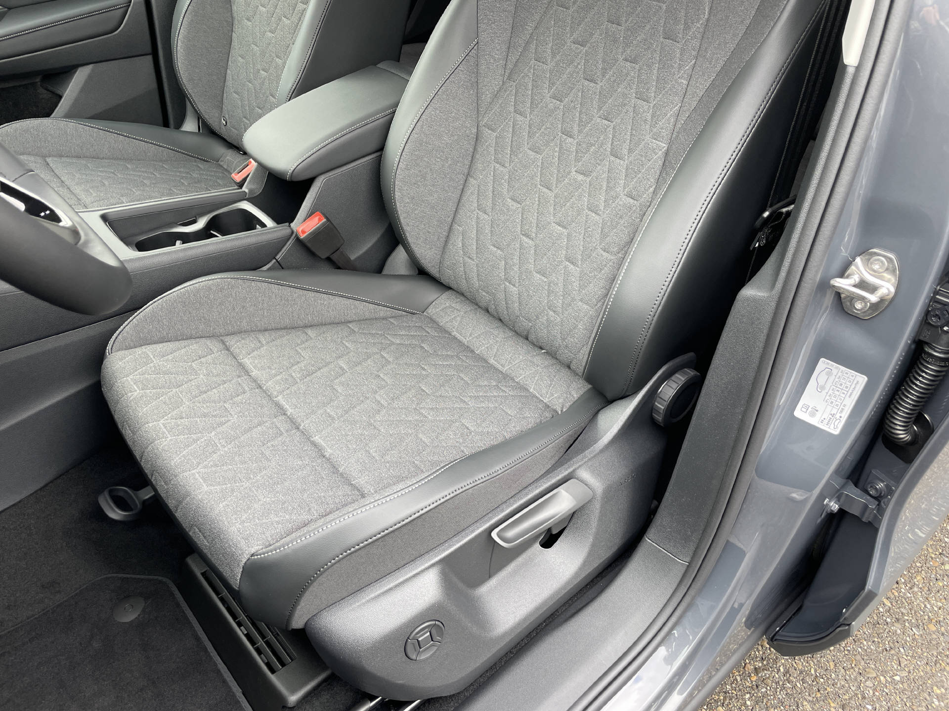 VW Tiguan 1.5 TSI UNITED Life DSG-image-8