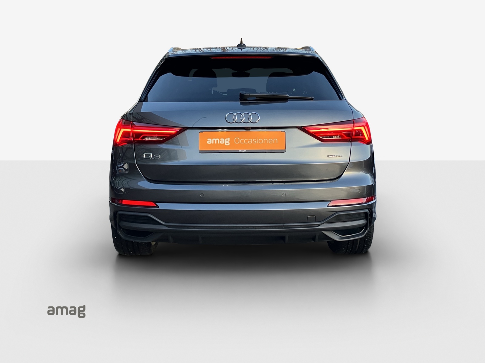 AUDI Q3 35 TDI S line Attraction quattro S-tronic-image-3