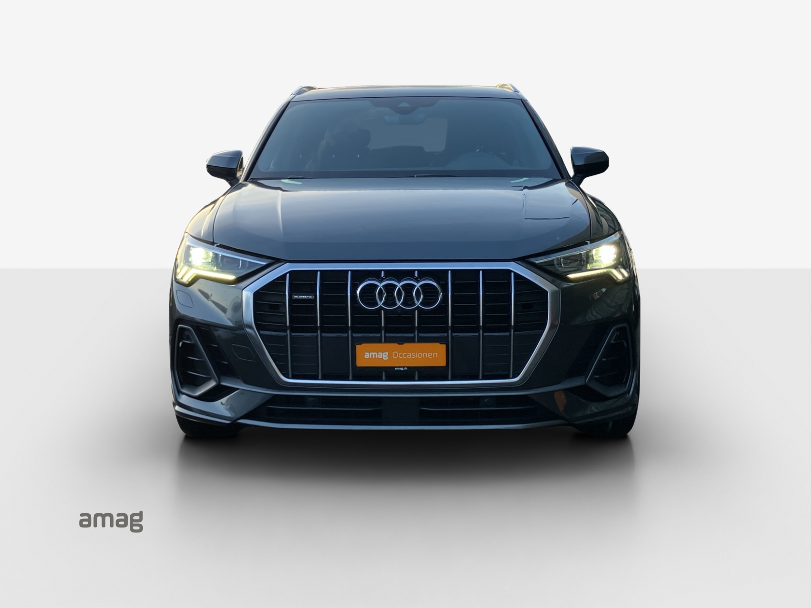AUDI Q3 35 TDI S line Attraction quattro S-tronic-image-6
