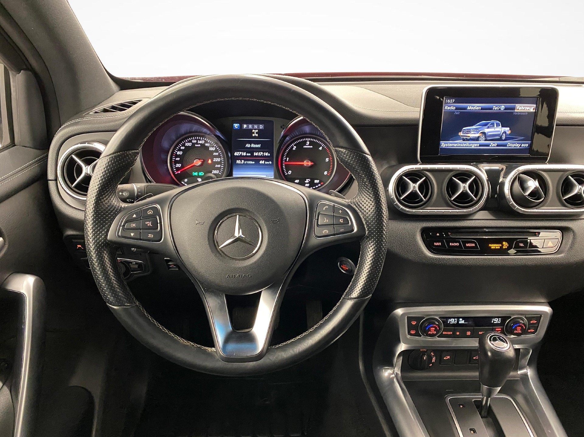 MERCEDES-BENZ X-Klasse X470 X 350 d Power 4matic-showroom-element-3