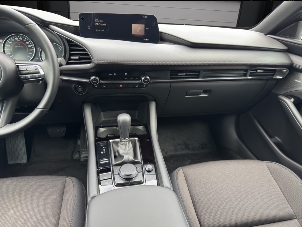MAZDA 3 Hatchback SKYACTIV-G M Hybrid 140 Centre Line Automat-image-9