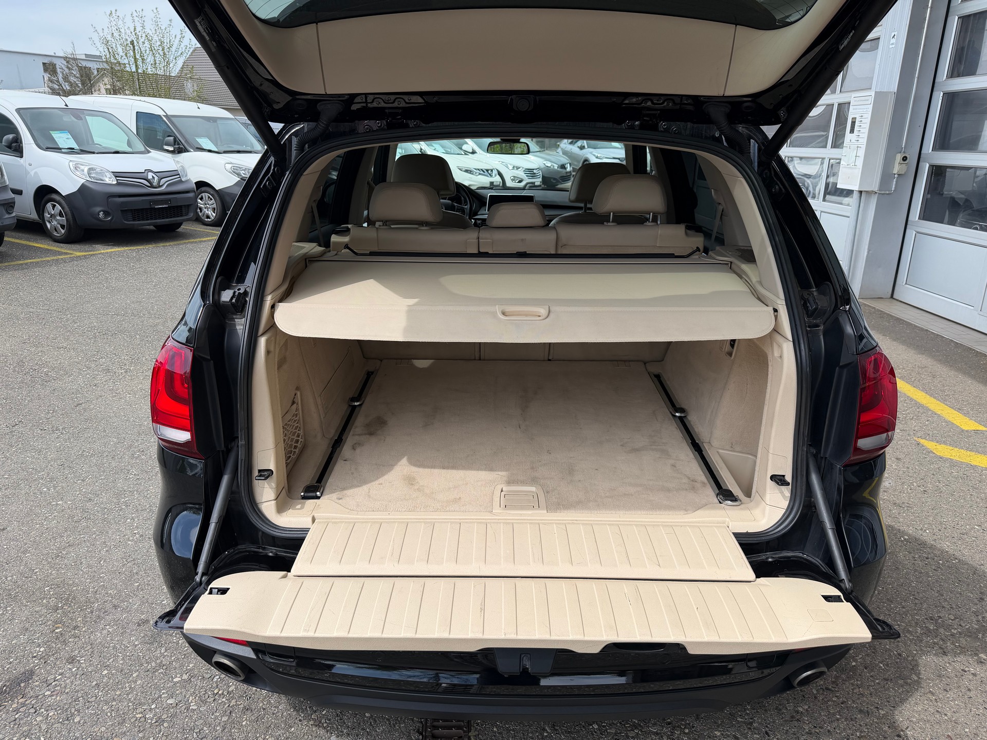 BMW X5 xDrive 25d Steptronic-image-13