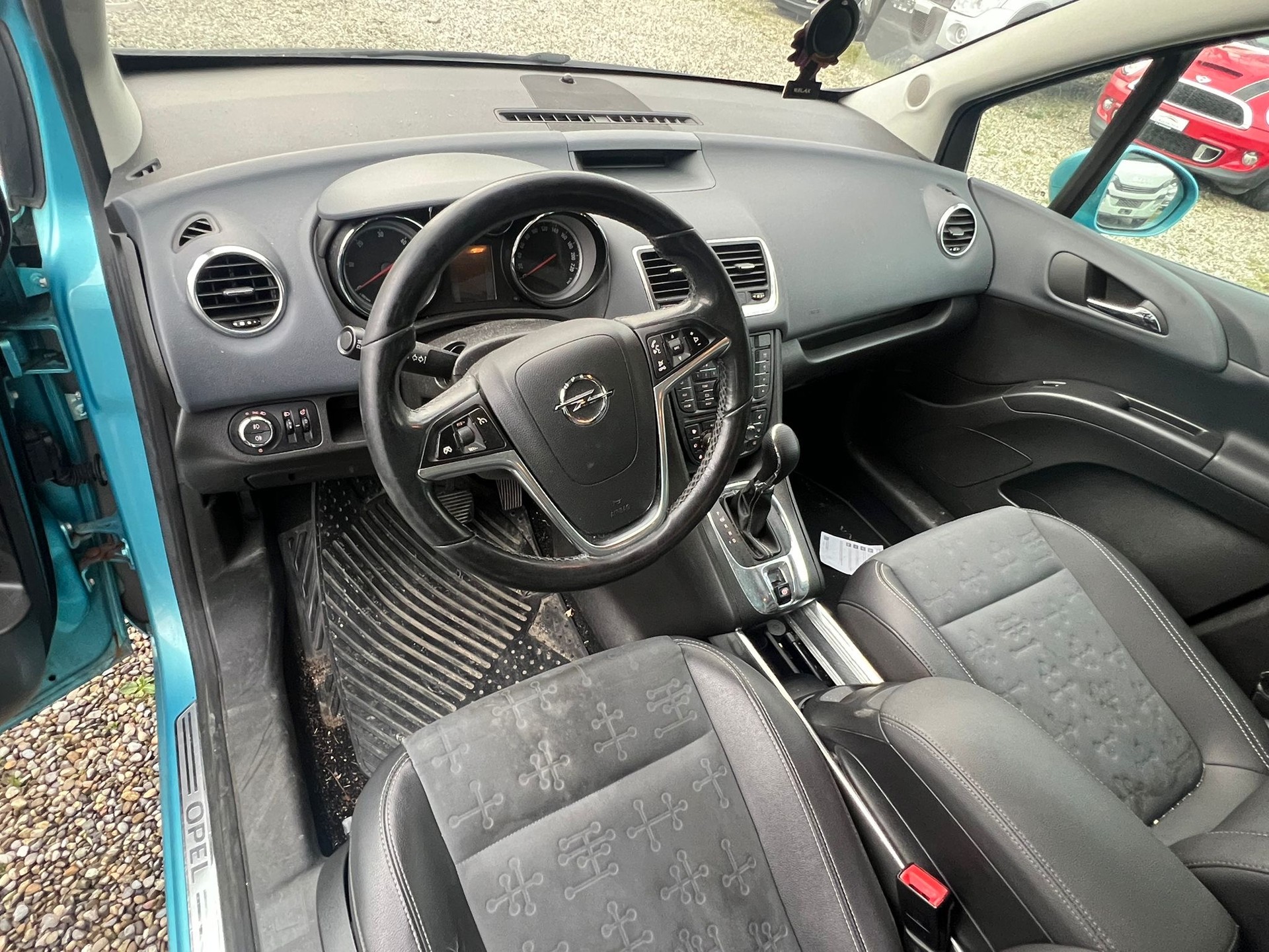 OPEL Meriva 1.7 CDTi Enjoy Automatic-image-6