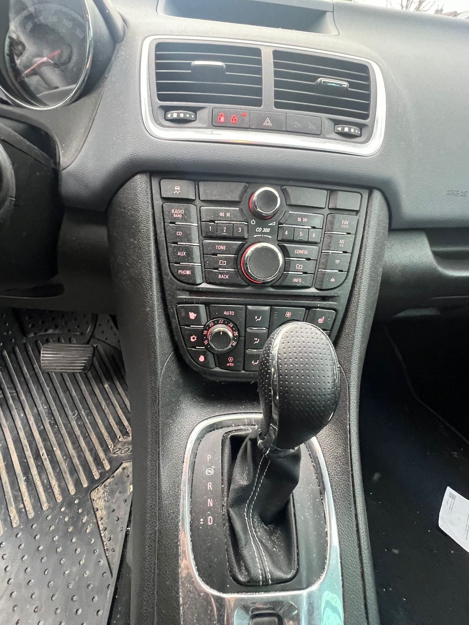 OPEL Meriva 1.7 CDTi Enjoy Automatic-image-7