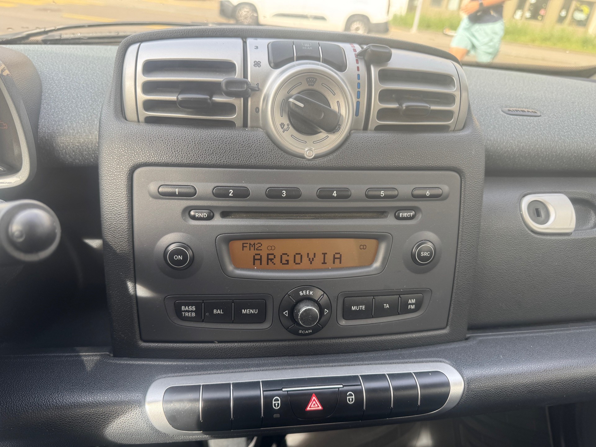 SMART fortwo pure softouch-image-5