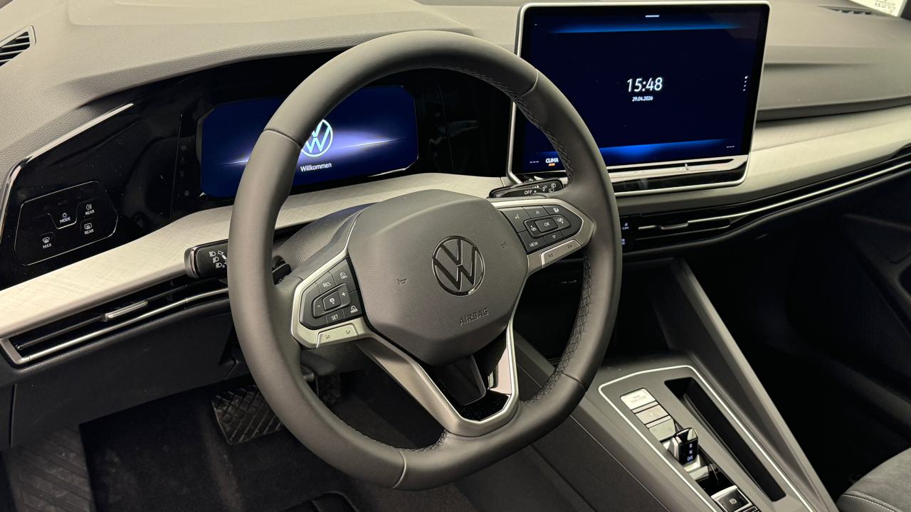 VW Golf VIII 1.5 TSI PHEV Limited-image-6
