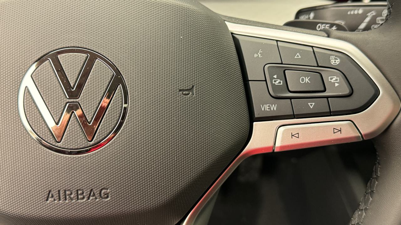 VW Golf VIII 1.5 TSI PHEV Limited-image-9