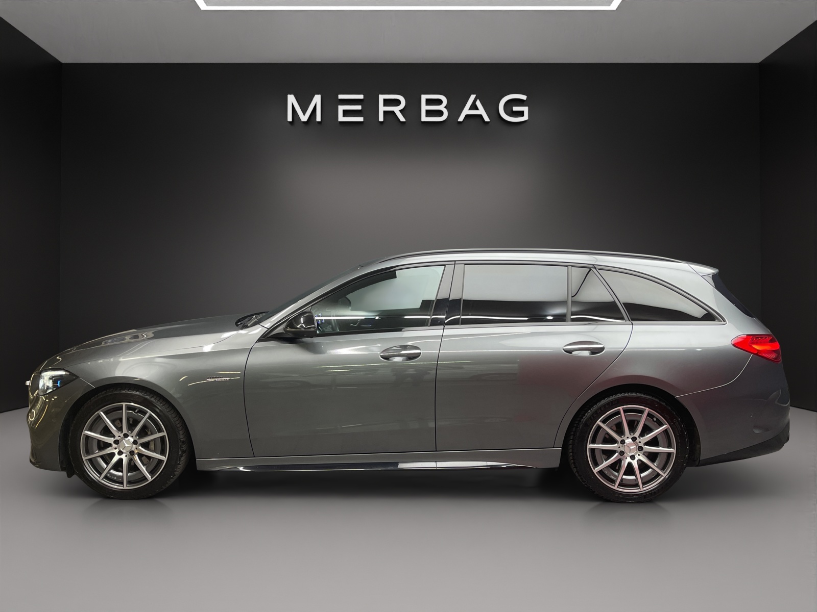 MERCEDES-BENZ C AMG 43 T 4Matic-image-2