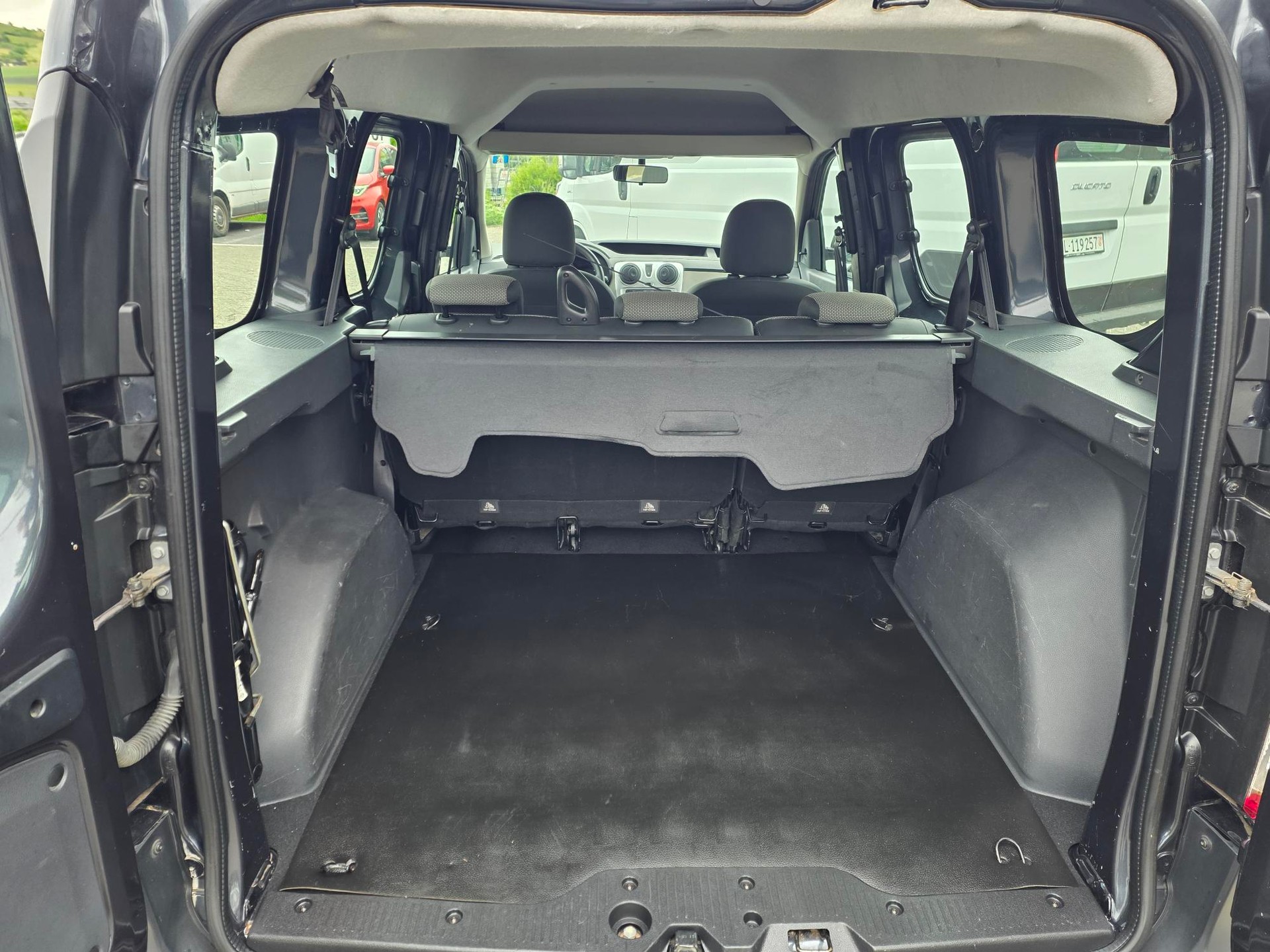 DACIA Dokker 1.2 TCe Ambiance-image-10