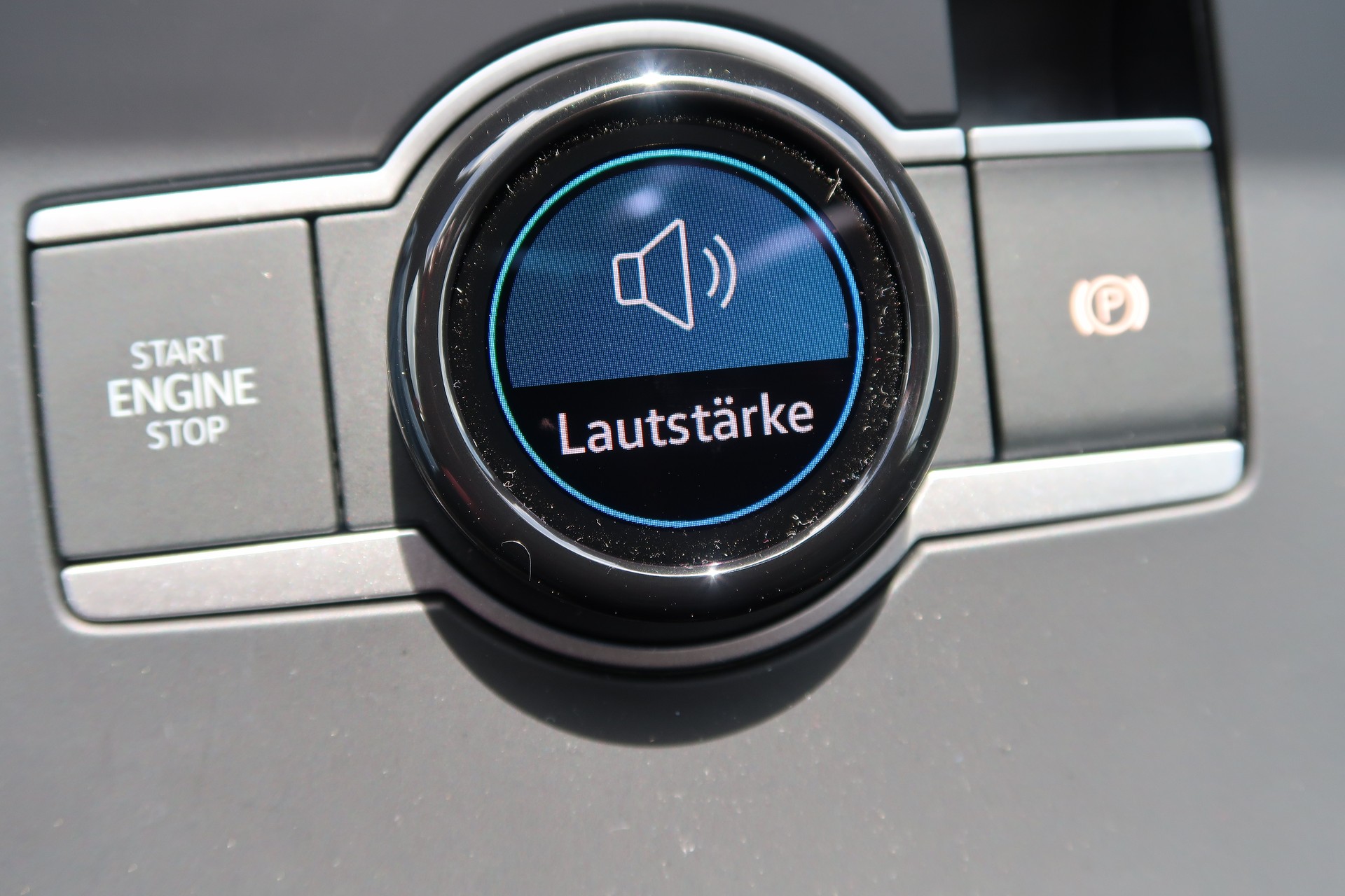 VW T-Roc 1.5 eTSI mHEV Life DSG-image-15