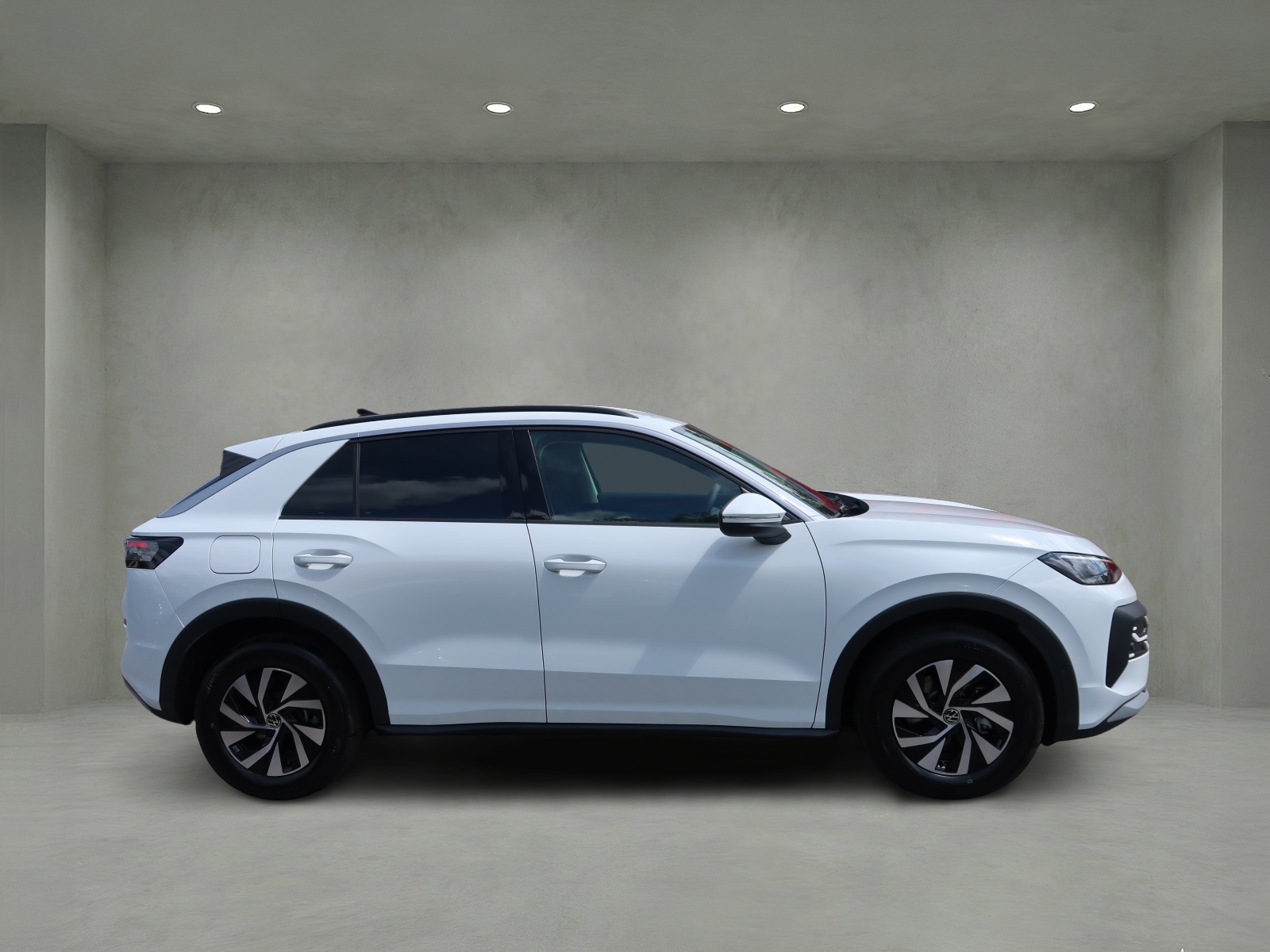 VW T-Roc 1.5 eTSI mHEV Life DSG-showroom-element-3