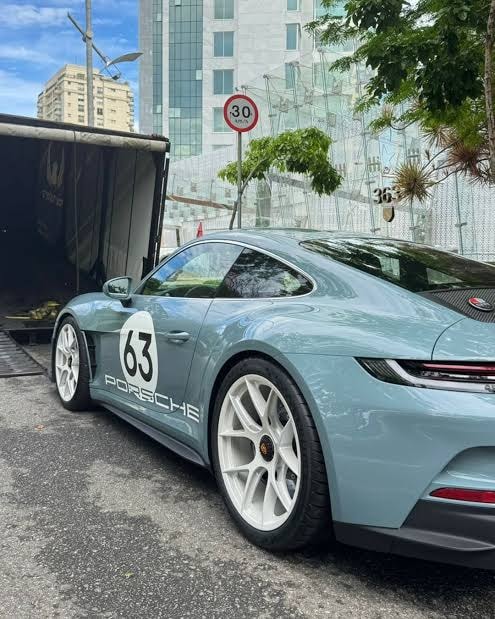 PORSCHE S/T-image-3