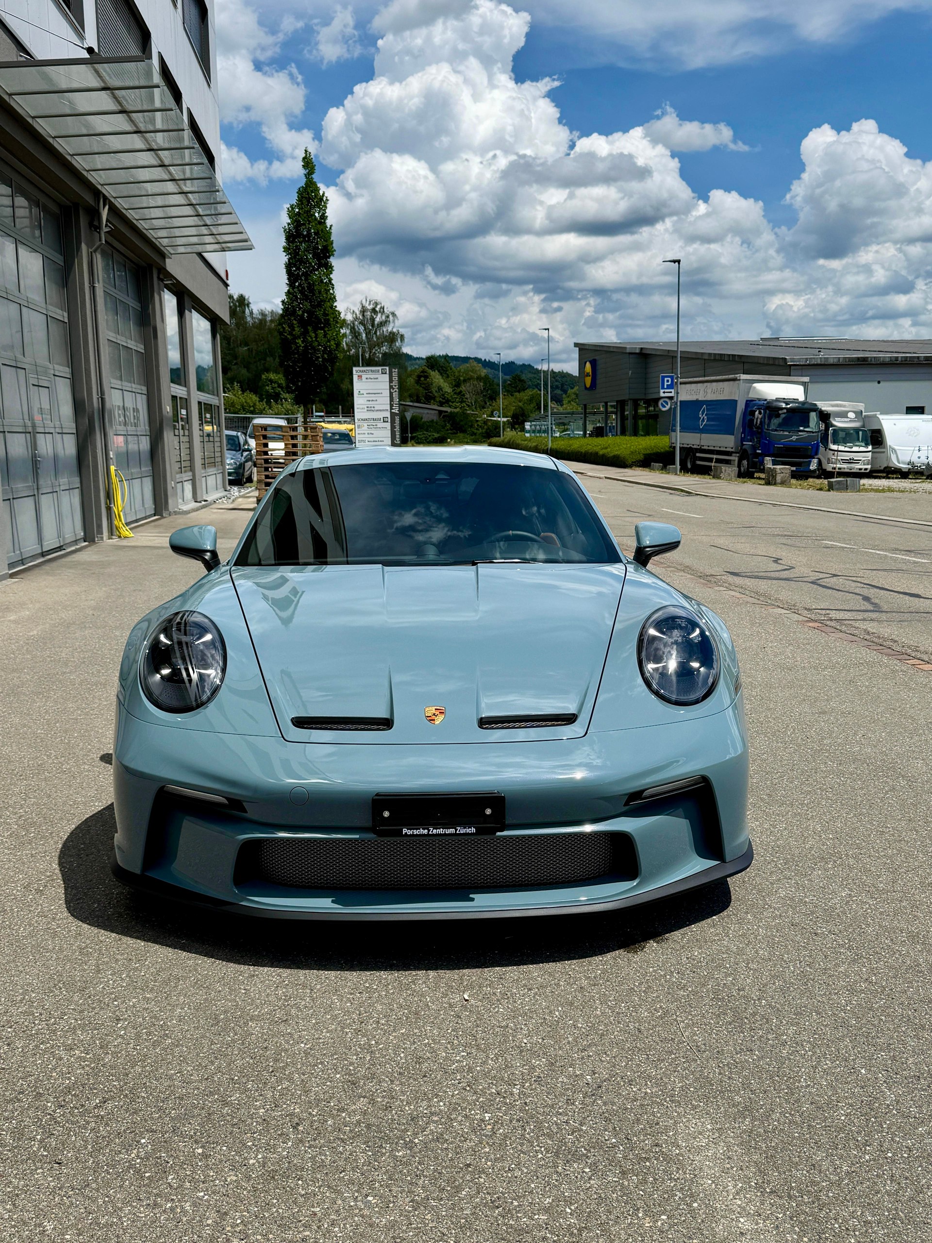 PORSCHE S/T-image-4
