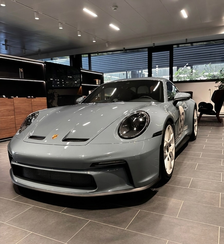 PORSCHE S/T-image-1