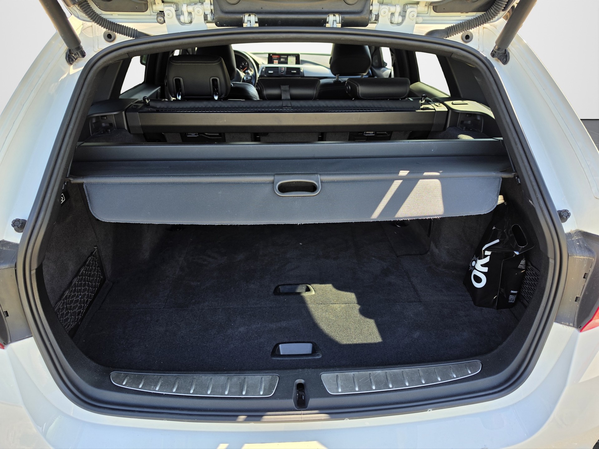 BMW 335d xDrive Touring Edition M Sport Steptronic-image-11