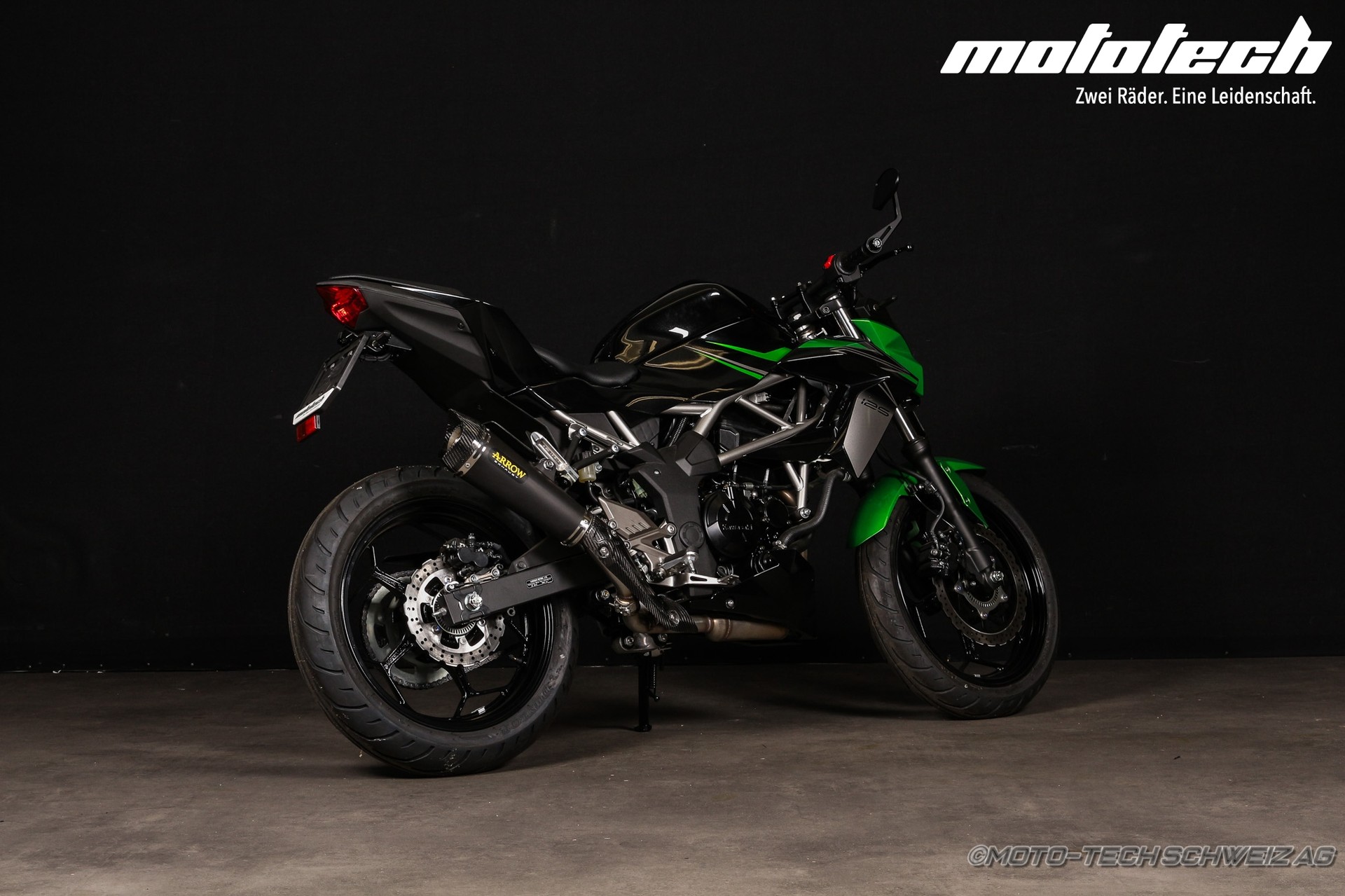 KAWASAKI Z 125-showroom-element-1