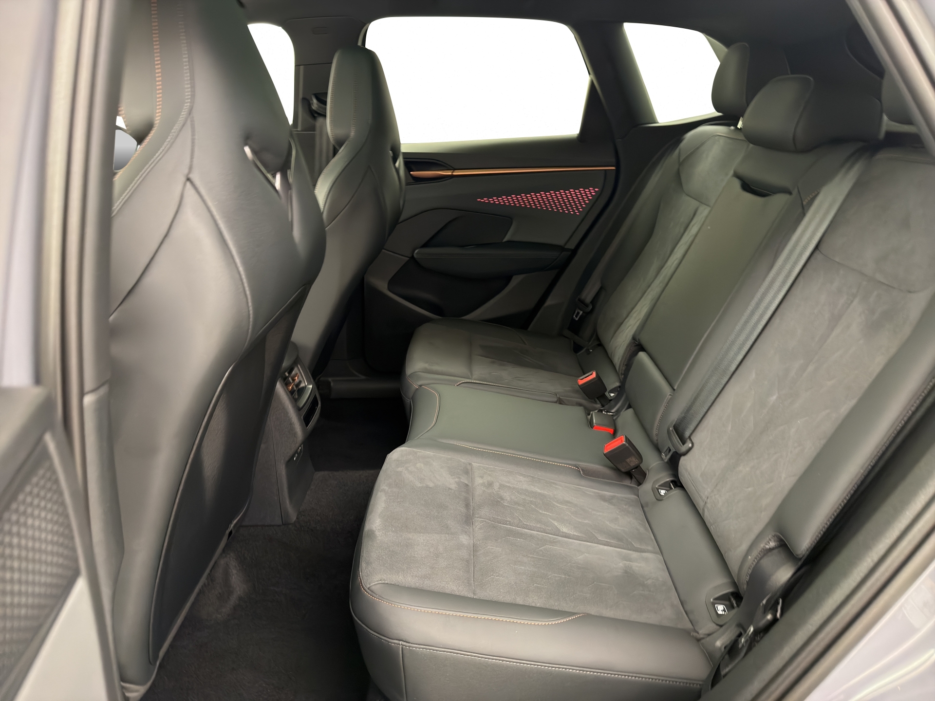 CUPRA Terramar 2.0 TSI VZ 4Drive DSG-image-12
