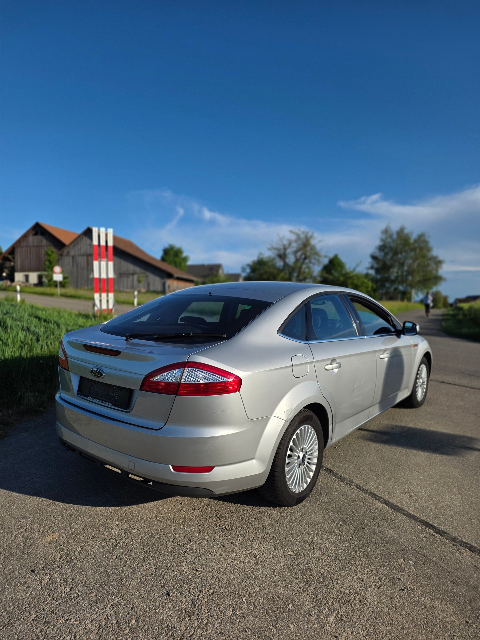 FORD Mondeo 2.0 TDCi 16V Titanium Executive Automatic-image-3