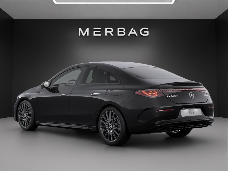 MERCEDES-BENZ CLA 220 4Matic 8G-DCT-image-4