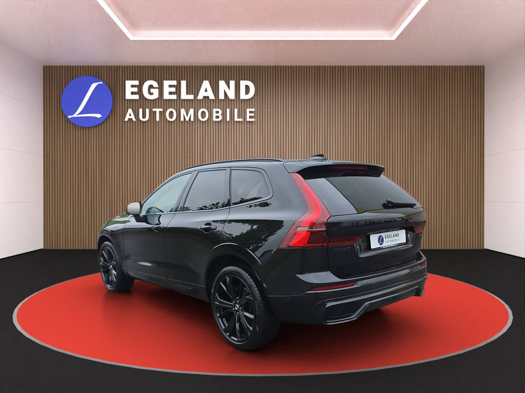 VOLVO XC60 2.0 B5 MH Plus Black Edition AWD-image-4