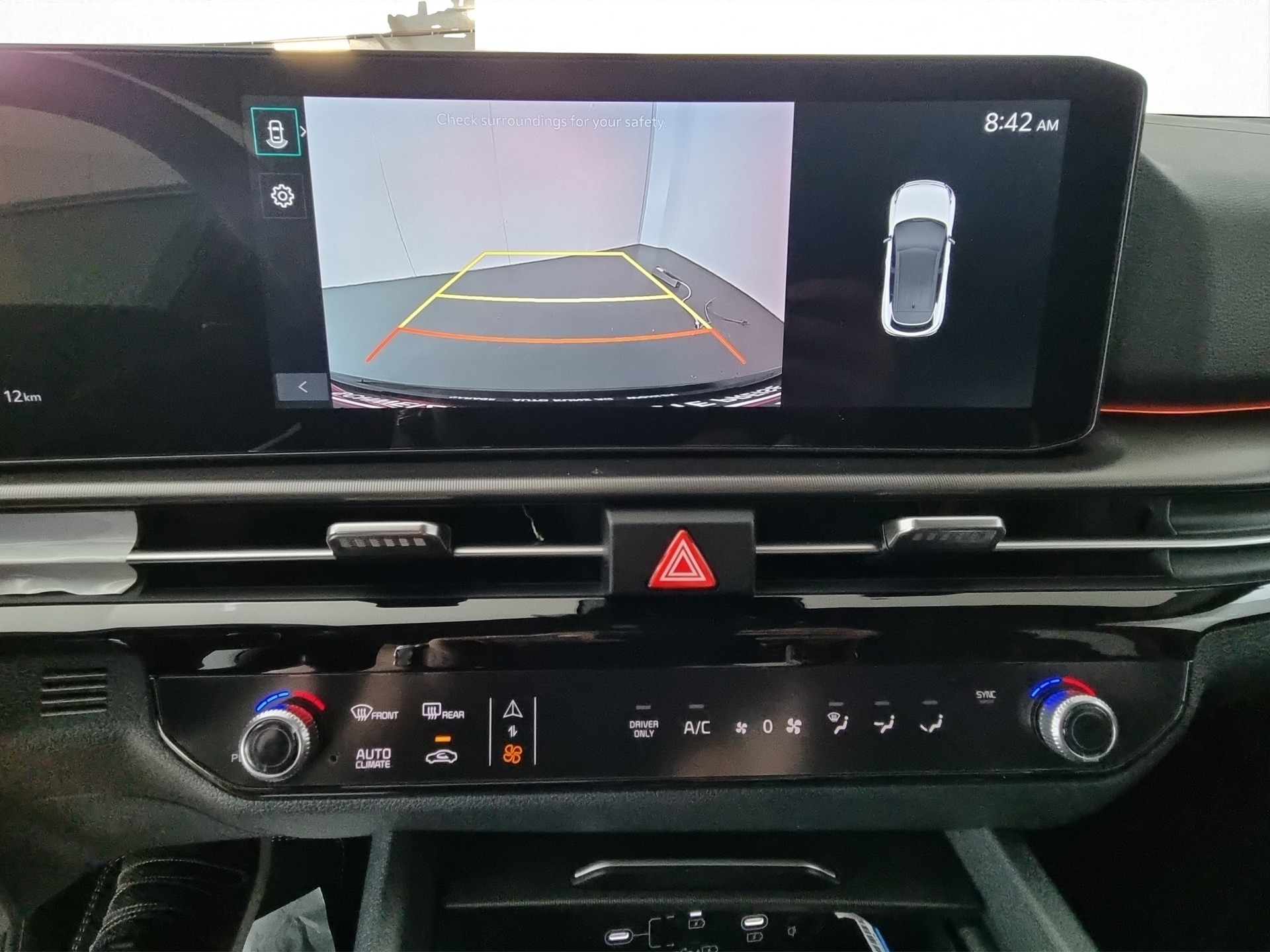 KIA Sportage 1.6 T-GDi PHEV AWD GT-Line-image-13