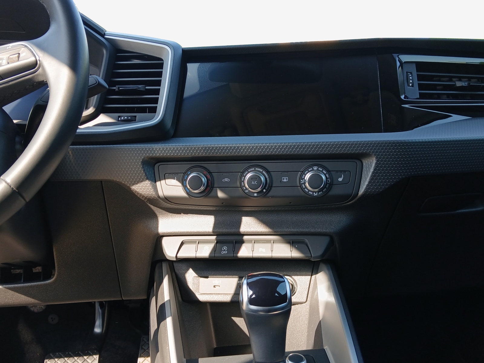 AUDI A1 Sportback 30 TFSI Attraction S-tronic-image-10