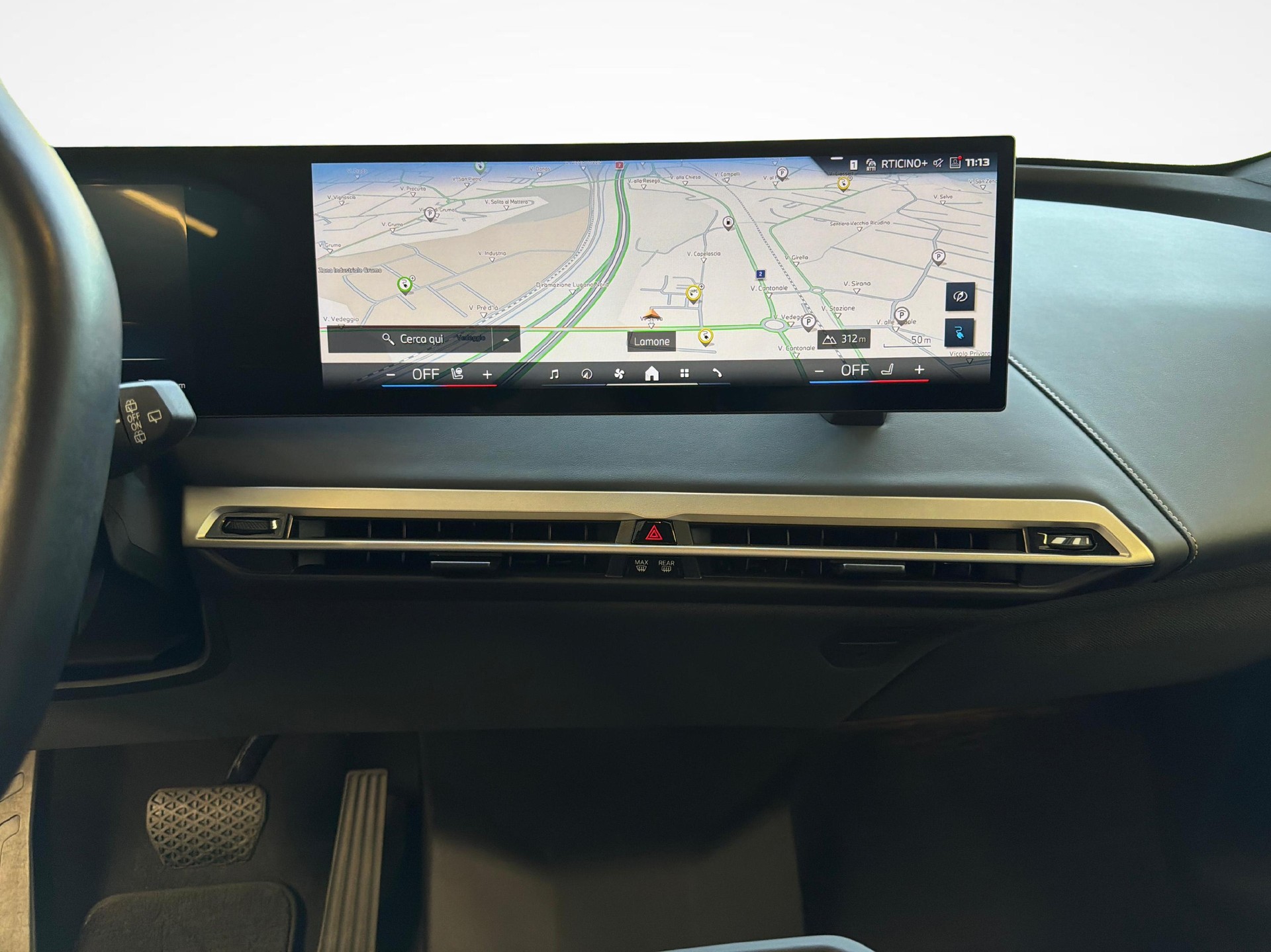 BMW iX M60-image-17
