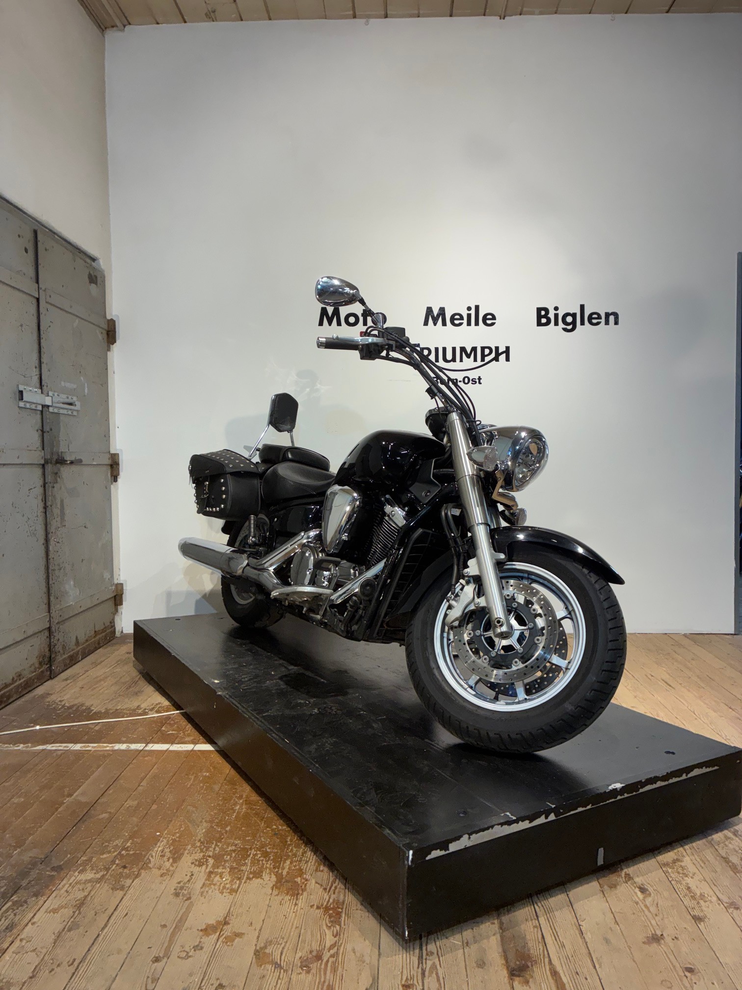 YAMAHA XVS 1300 A Midnight Star UBS