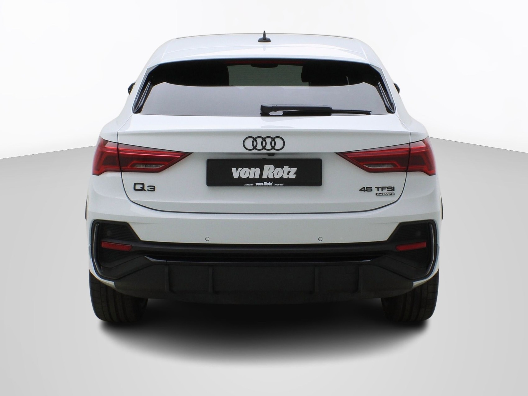 AUDI Q3 Sportback 45 TFSI S line quattro S-Tronic-image-3