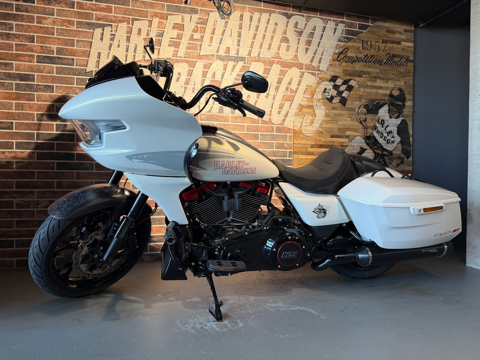 HARLEY-DAVIDSON FLTRXSTSE Road Glide 121 CVO